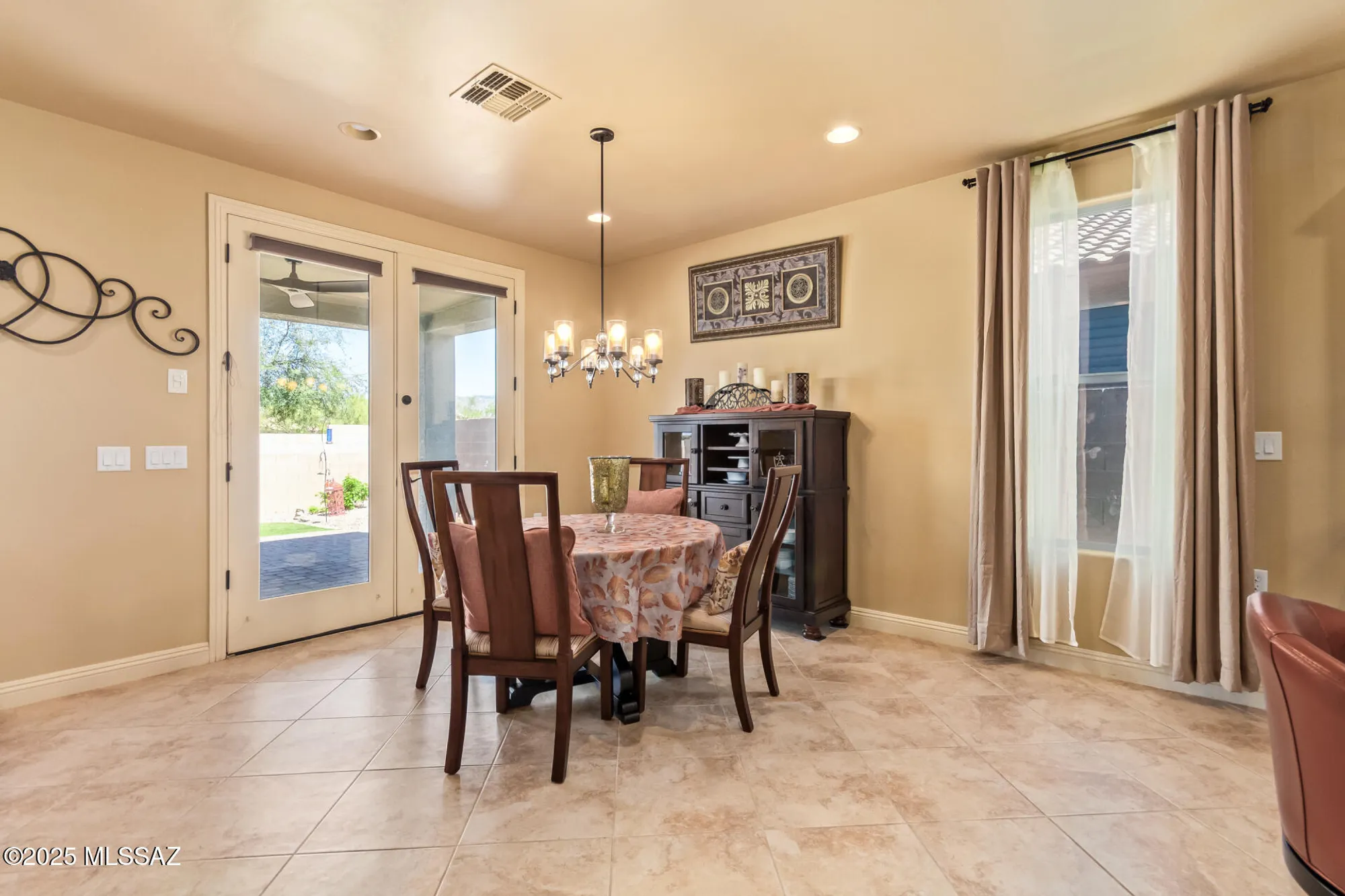 Property Slideshow image 6 of 36 | 13923 e via cerro del molino, Vail, AZ, 85641