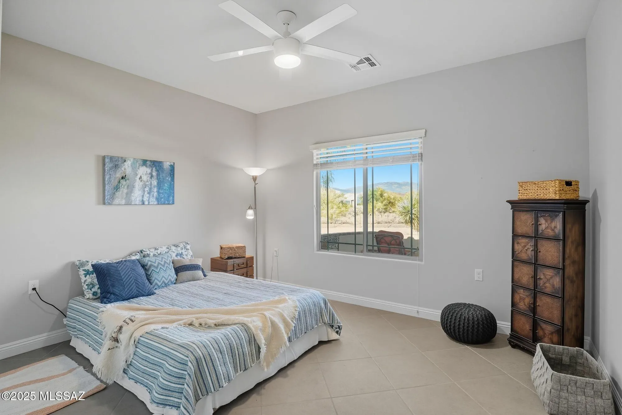 Property Slideshow image 12 of 51 | 14042 e huppenthal blvd, Vail, AZ, 85641