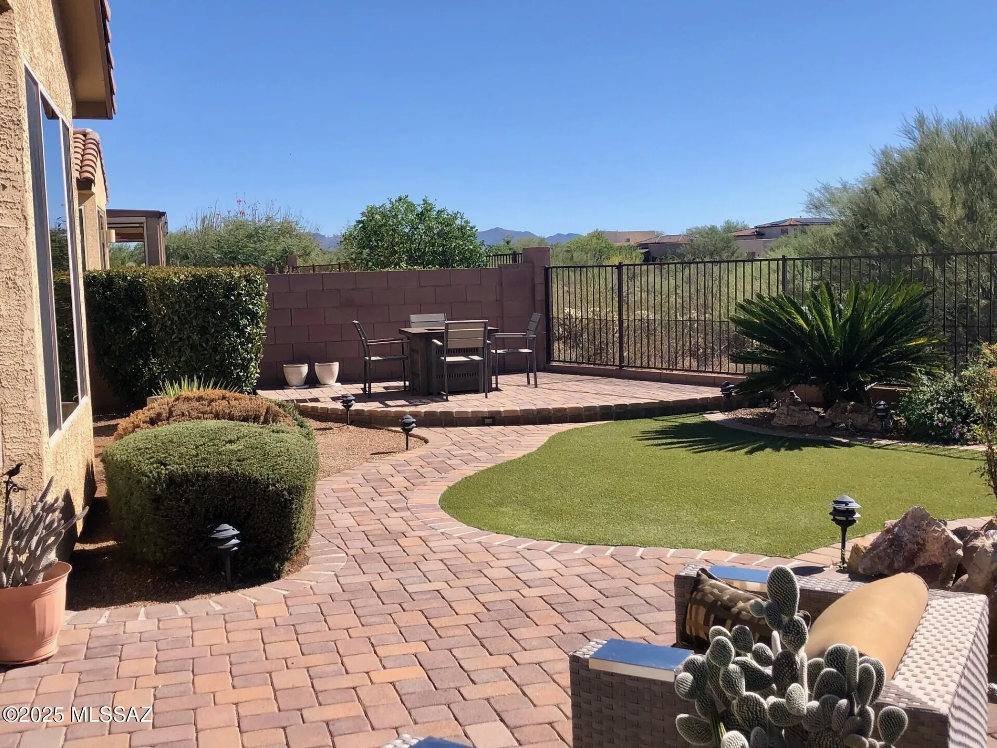 Property Slideshow image 20 of 51 | 14042 e huppenthal blvd, Vail, AZ, 85641