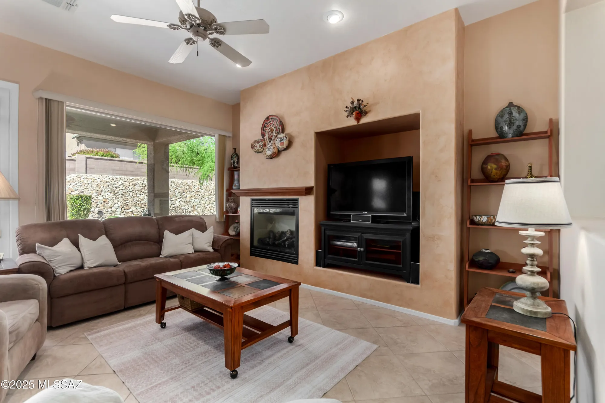 Property Slideshow image 5 of 29 | 5814 s turquoise canyon dr, Green Valley, AZ, 85622