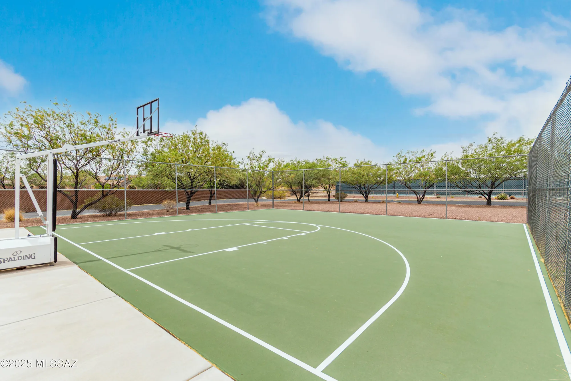 Property Slideshow image 27 of 29 | 5814 s turquoise canyon dr, Green Valley, AZ, 85622