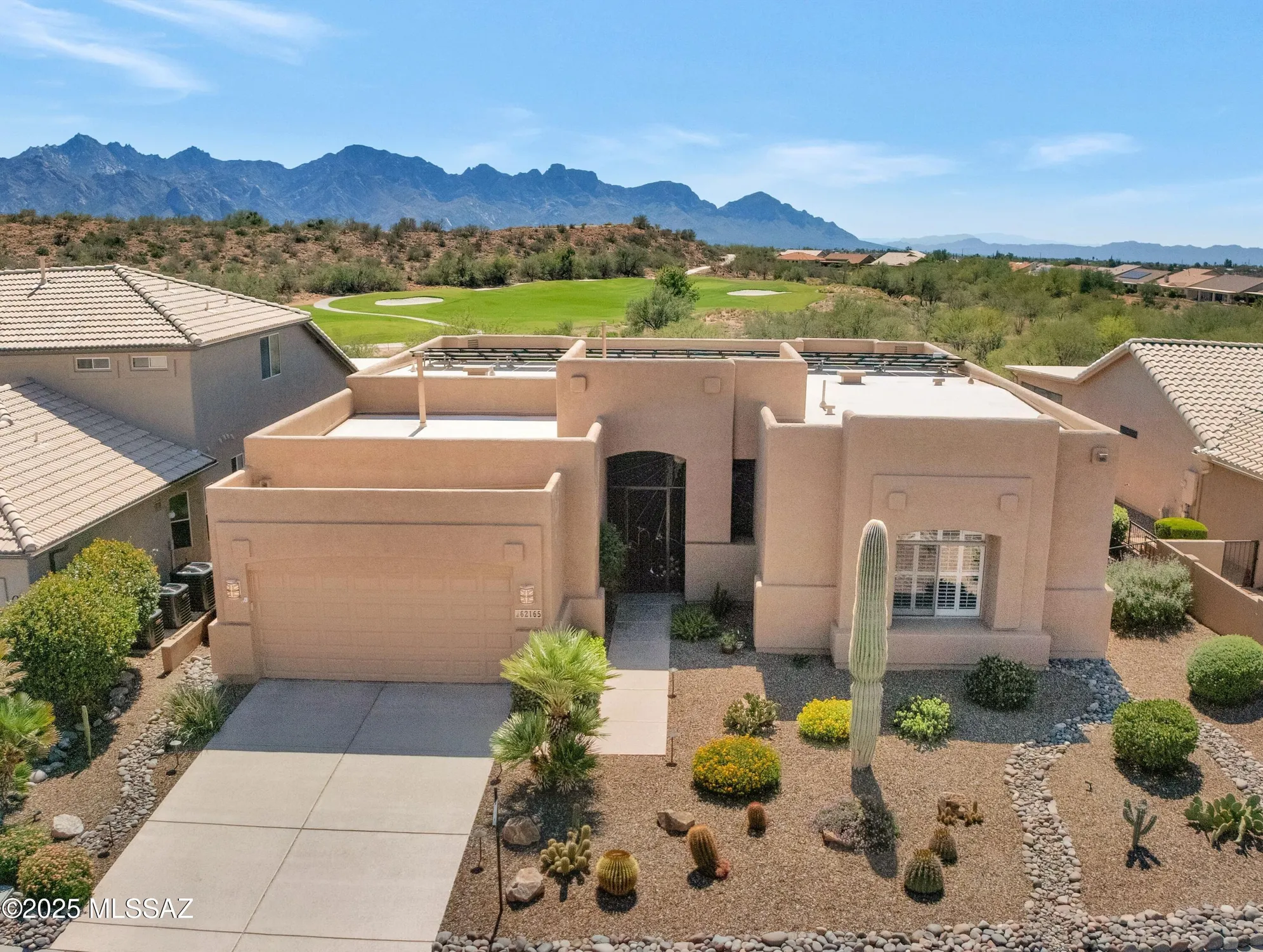 Property Slideshow image 1 of 50 | 62165 e valley crest ct, Saddlebrooke, AZ, 85739