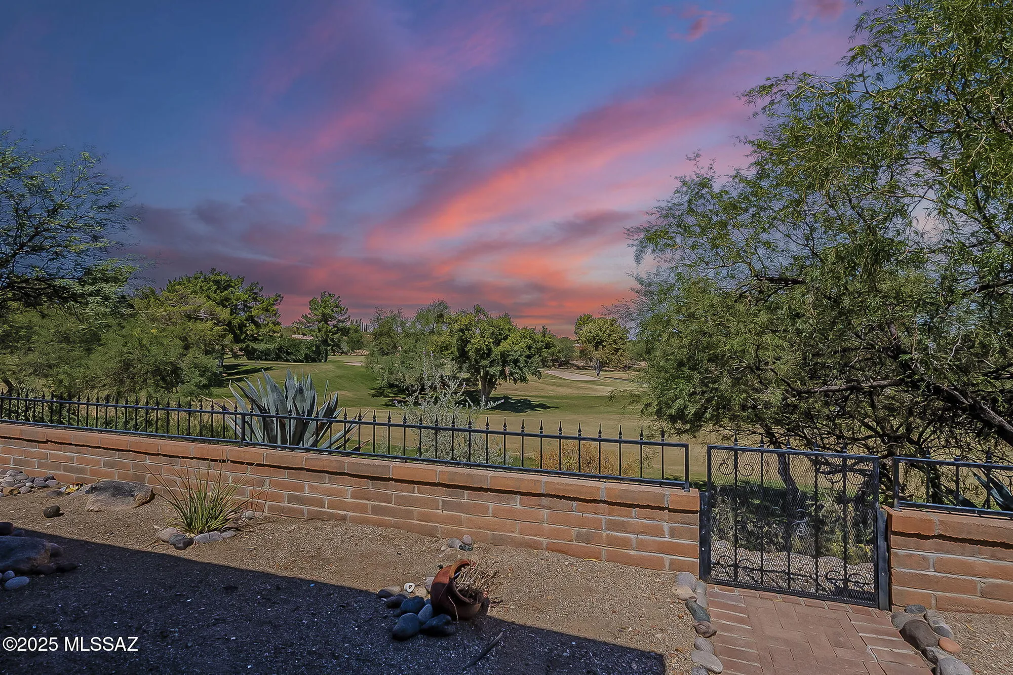 Property Slideshow image 47 of 47 | 924 w desert hills dr, Green Valley, AZ, 85622