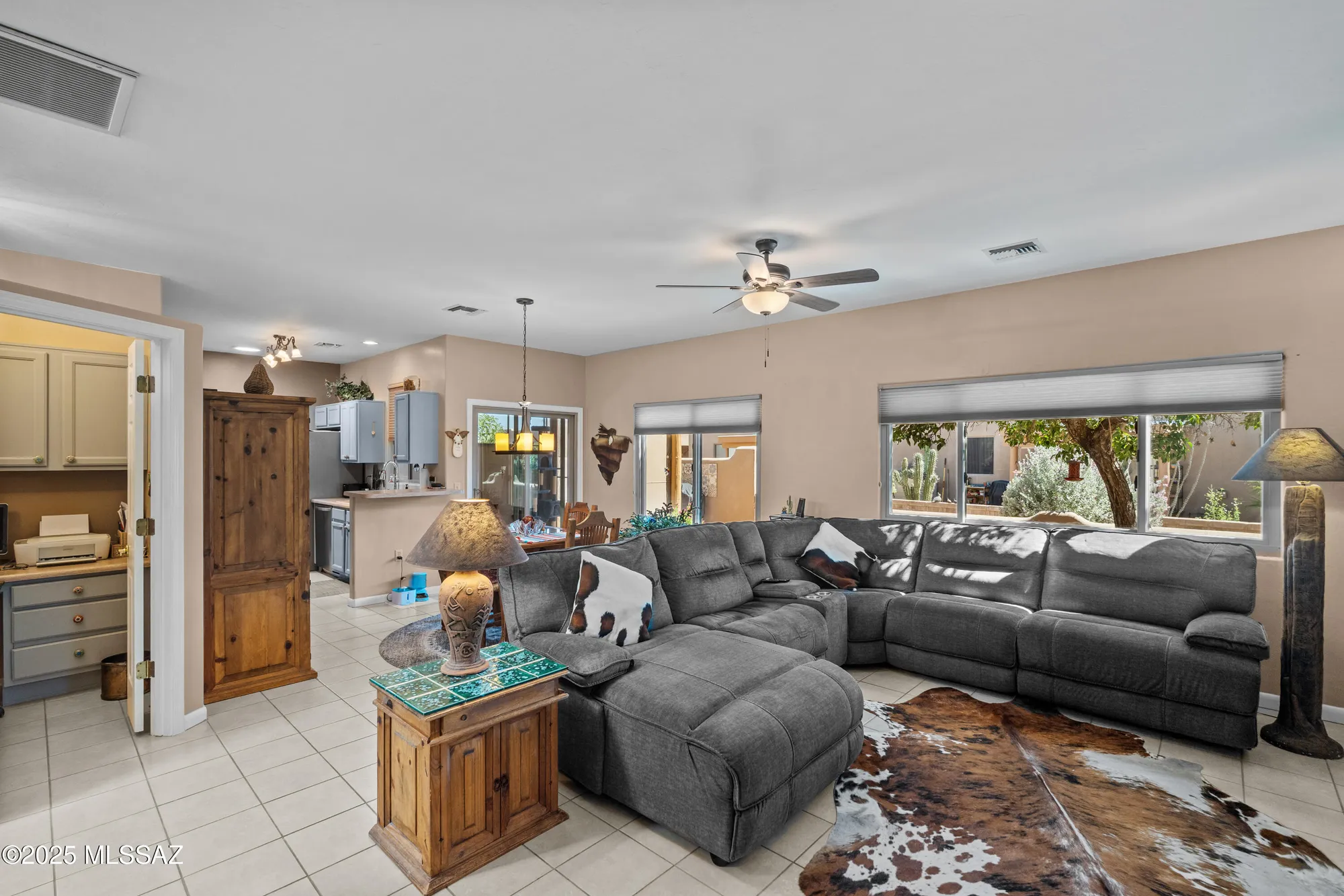 Property Slideshow image 7 of 39 | 3717 s camino del cefiro, Green Valley, AZ, 85614