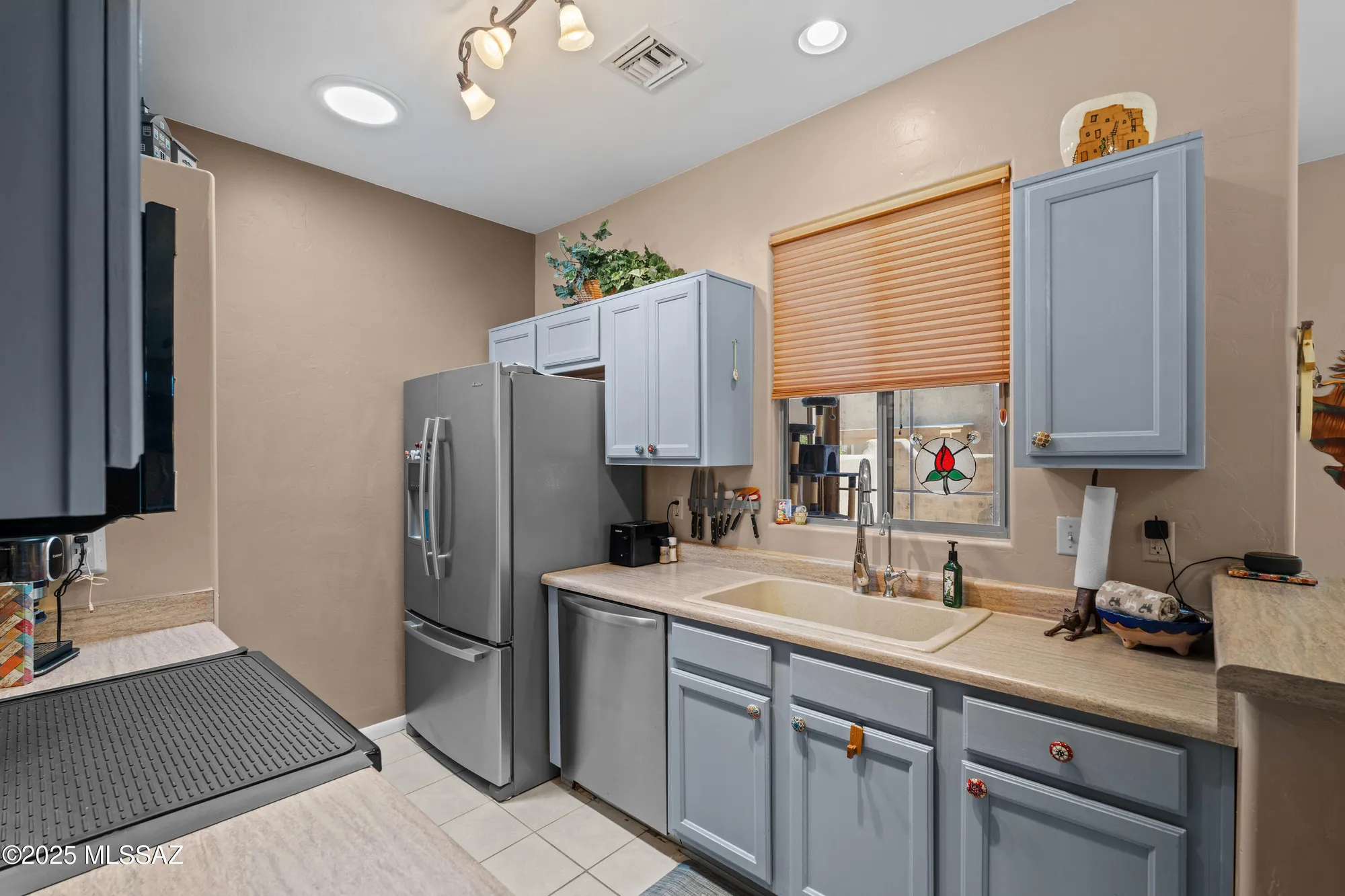 Property Slideshow image 12 of 39 | 3717 s camino del cefiro, Green Valley, AZ, 85614