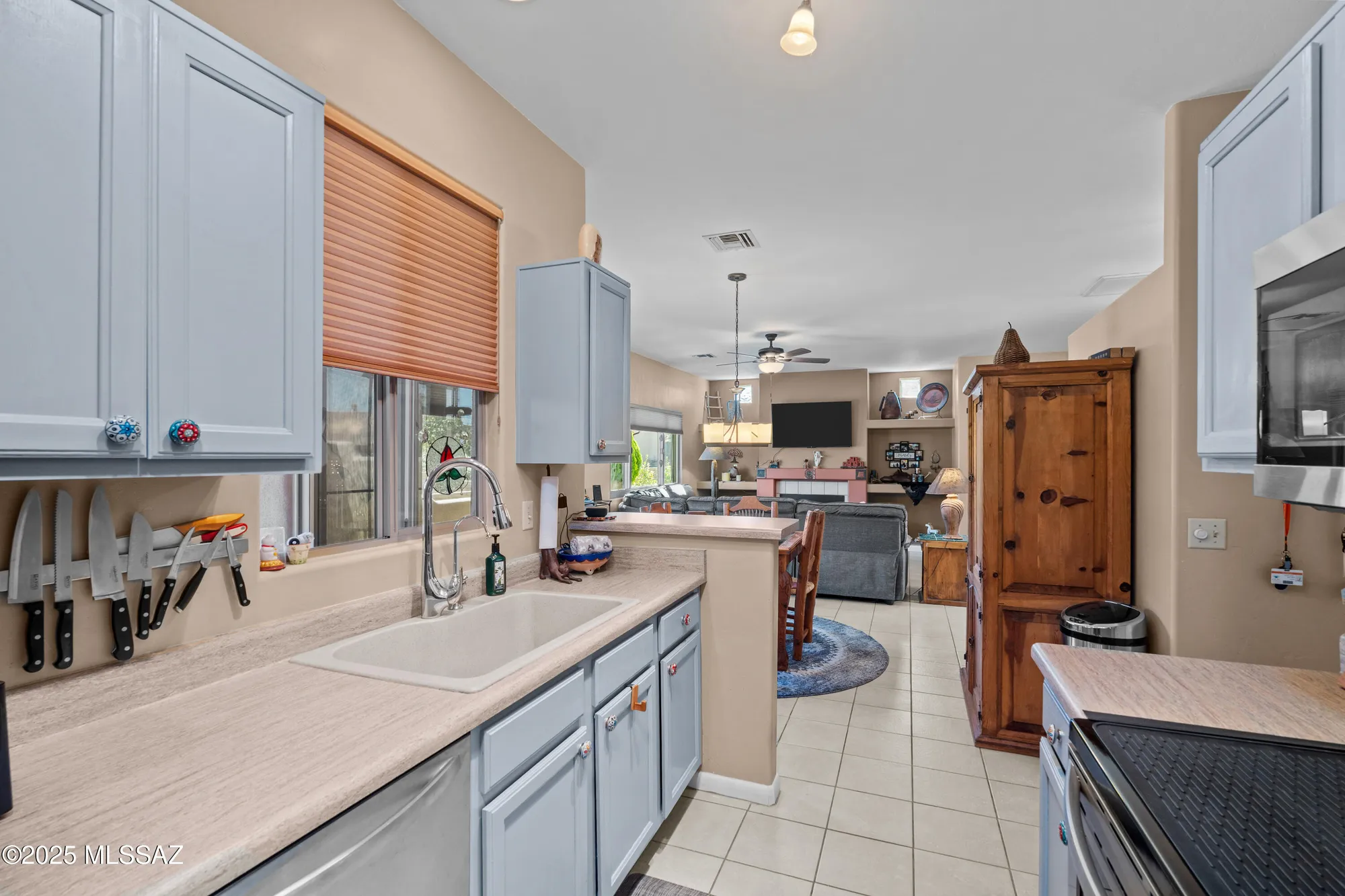 Property Slideshow image 14 of 39 | 3717 s camino del cefiro, Green Valley, AZ, 85614
