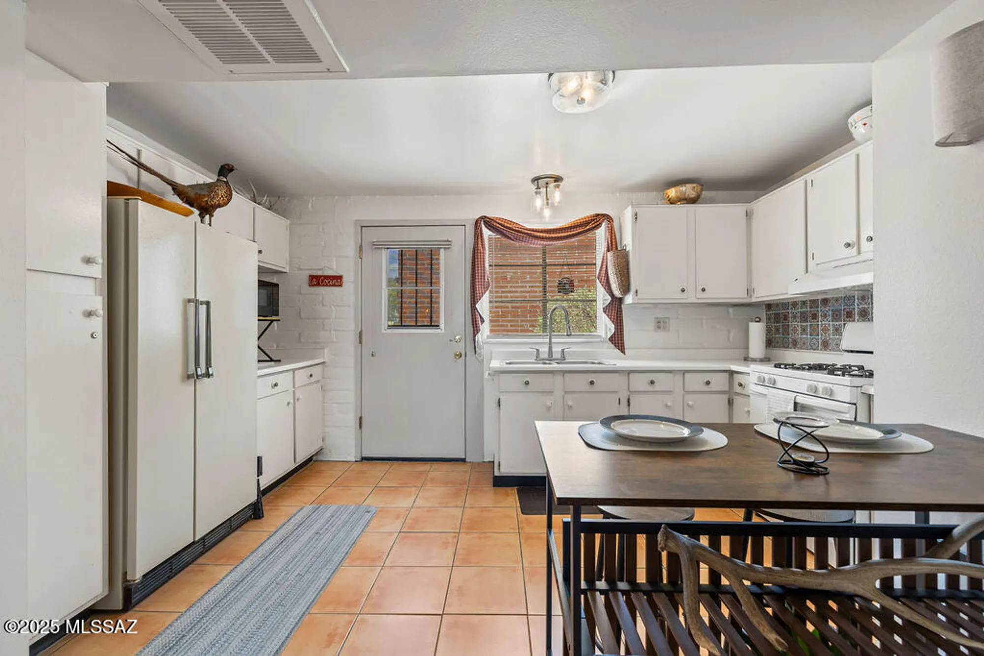 Property Slideshow image 6 of 14 | 341 w camino penasco a, Green Valley, AZ, 85614