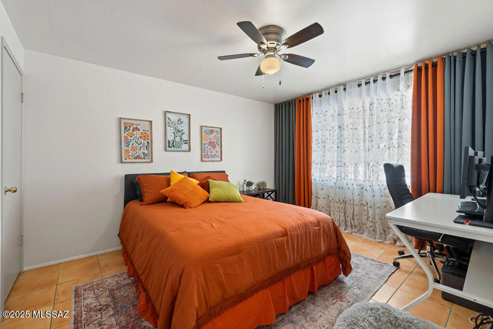 Property Slideshow image 7 of 14 | 341 w camino penasco a, Green Valley, AZ, 85614