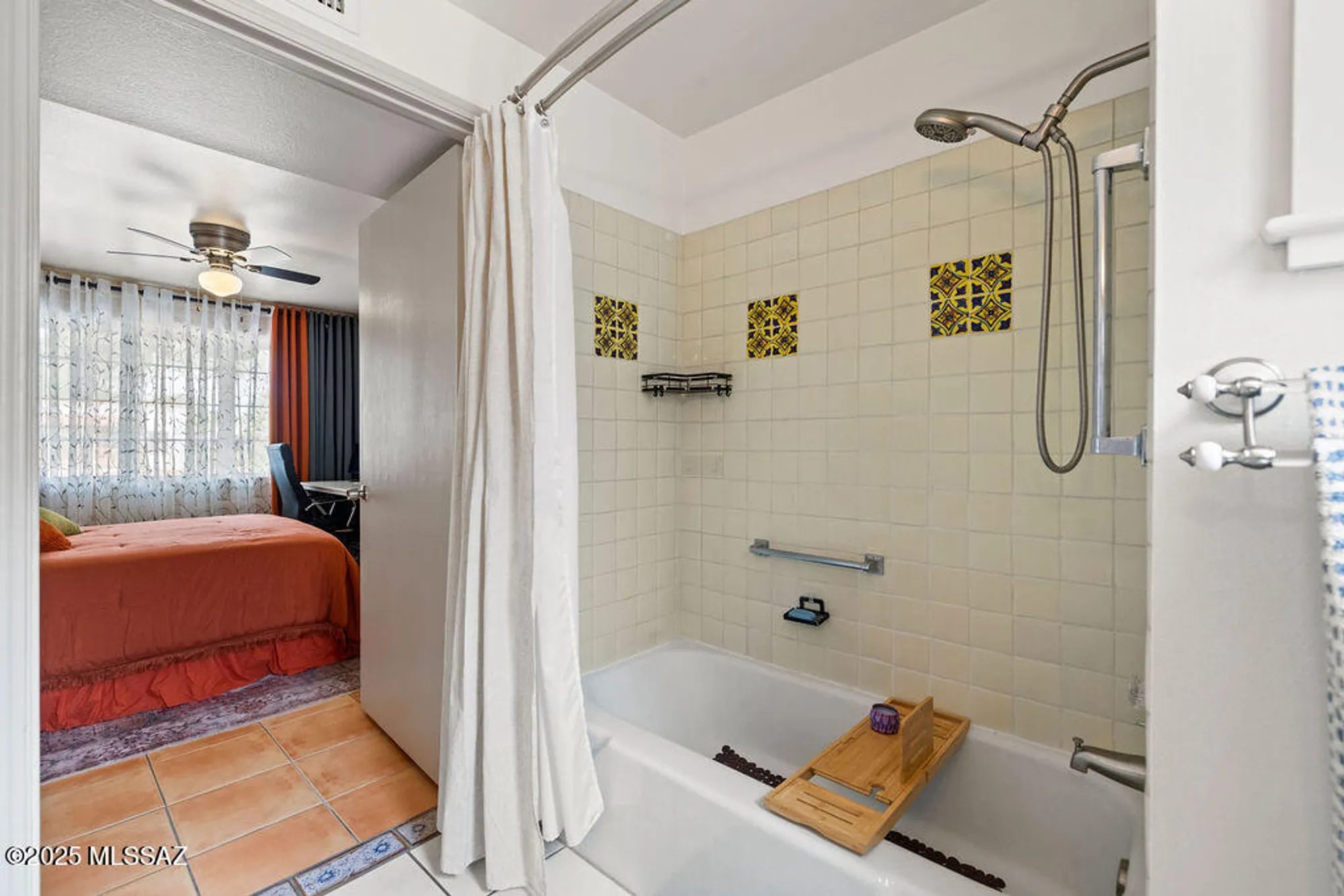 Property Slideshow image 9 of 14 | 341 w camino penasco a, Green Valley, AZ, 85614