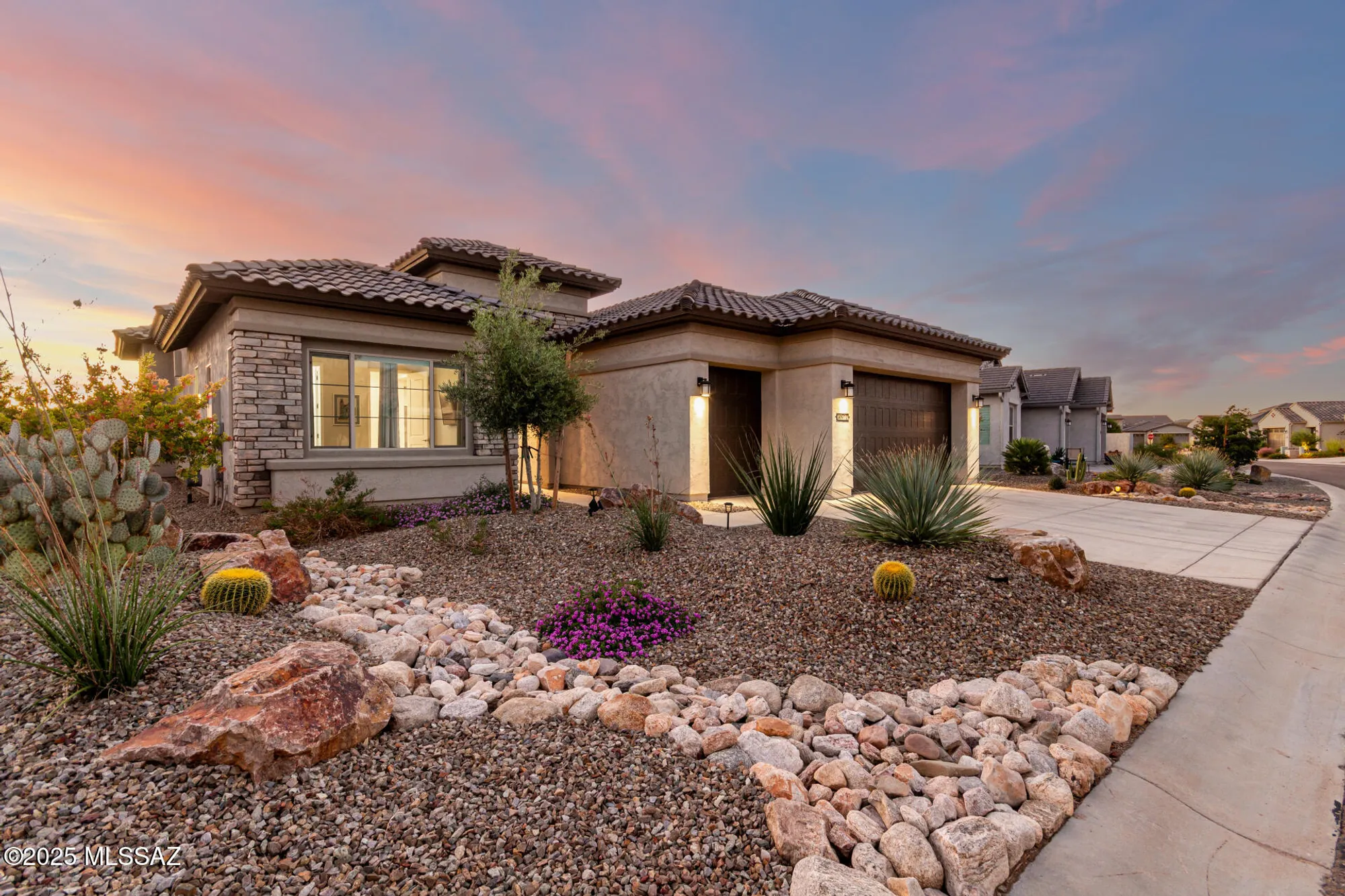 Property Slideshow image 5 of 51 | 30970 s obsidian dr, Oracle, AZ, 85623