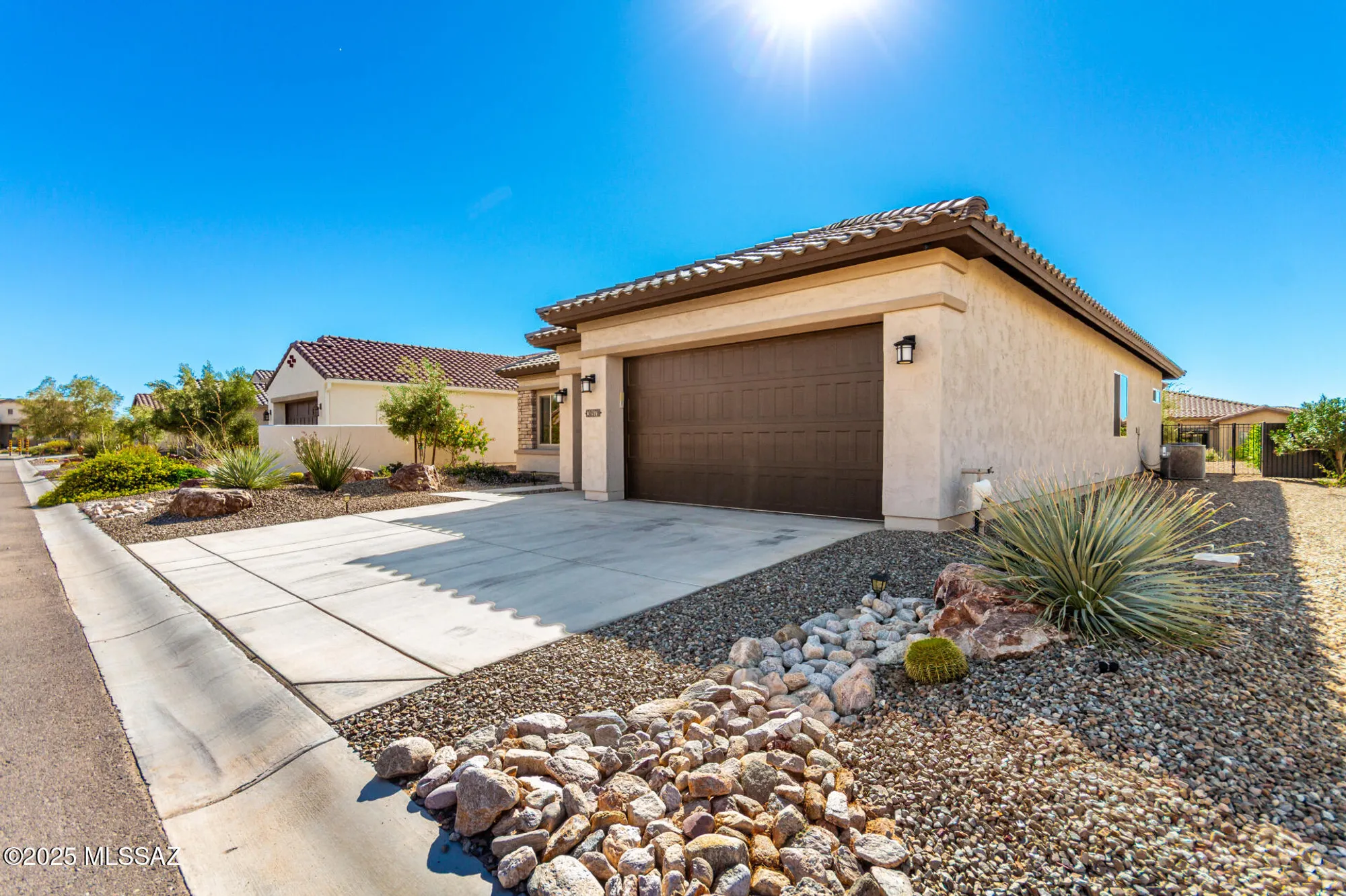 Property Slideshow image 9 of 51 | 30970 s obsidian dr, Oracle, AZ, 85623