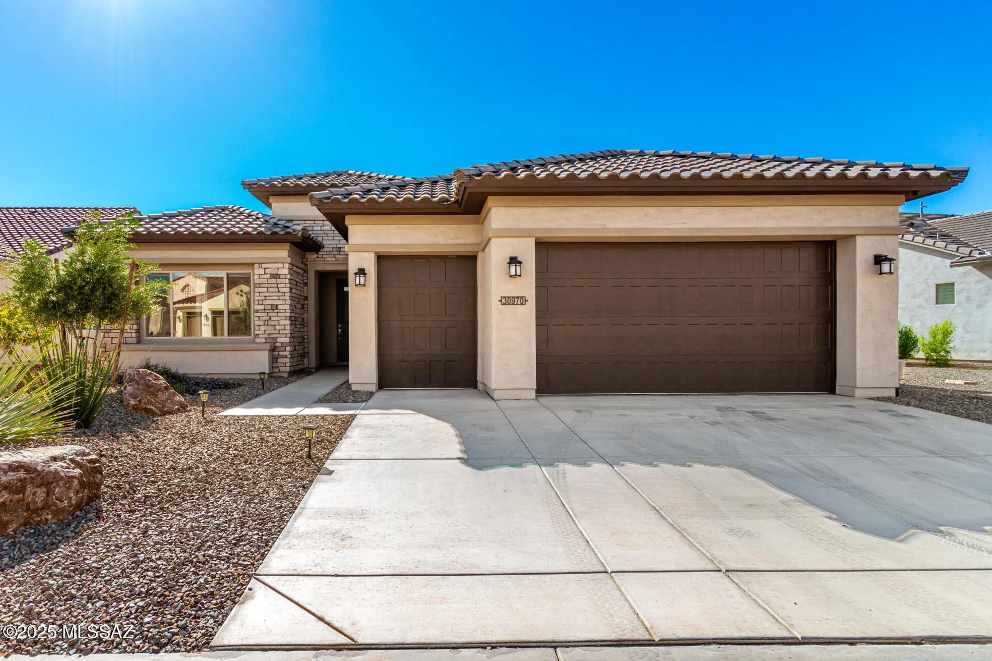 Property Slideshow image 8 of 51 | 30970 s obsidian dr, Oracle, AZ, 85623