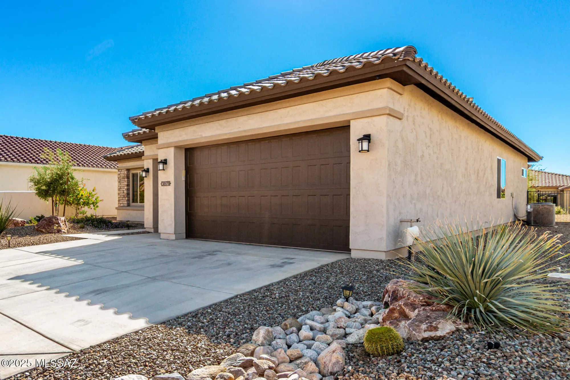 Property Slideshow image 10 of 51 | 30970 s obsidian dr, Oracle, AZ, 85623