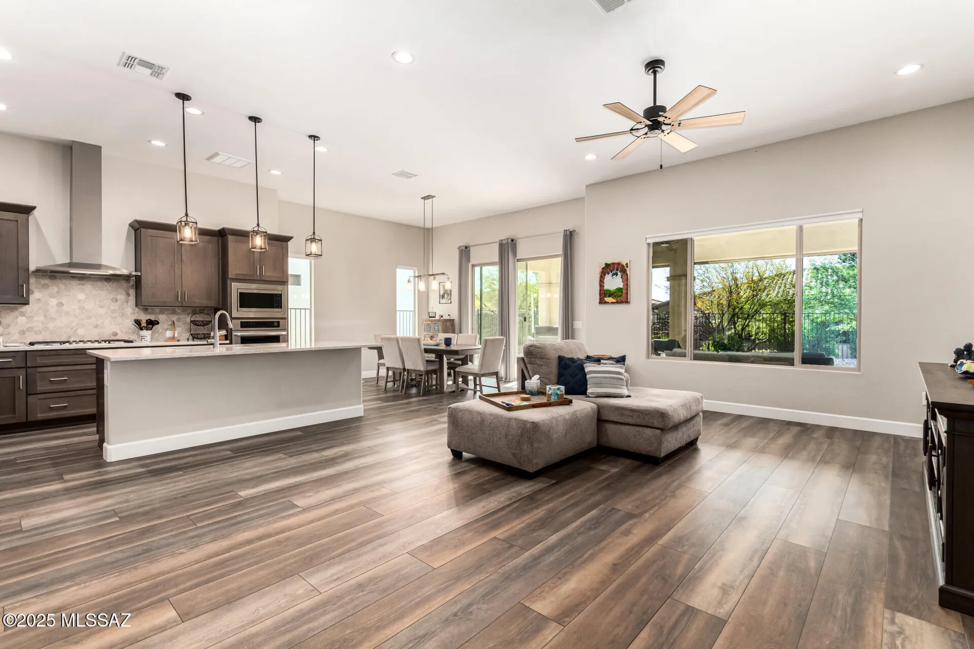 Property Slideshow image 15 of 51 | 30970 s obsidian dr, Oracle, AZ, 85623