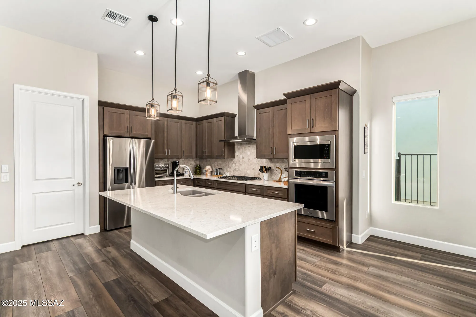 Property Slideshow image 17 of 51 | 30970 s obsidian dr, Oracle, AZ, 85623