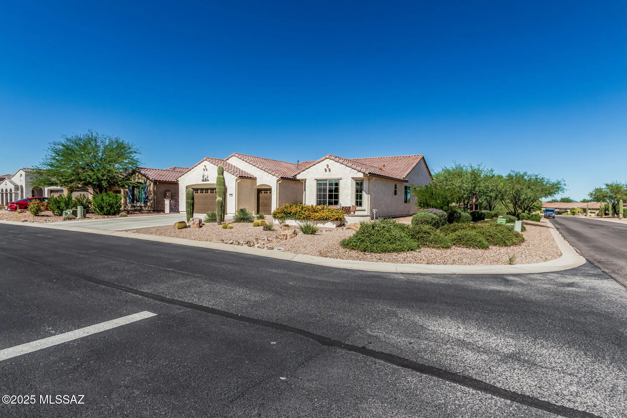 Property Slideshow image 42 of 44 | 2551 e canyon crossing dr, Green Valley, AZ, 85614
