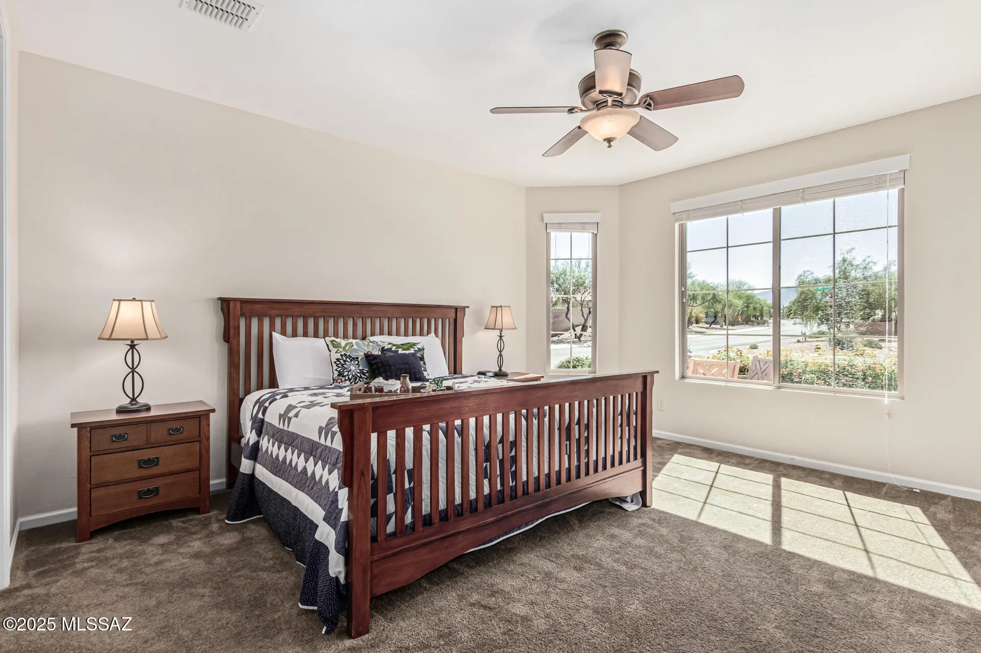 Property Slideshow image 24 of 44 | 2551 e canyon crossing dr, Green Valley, AZ, 85614