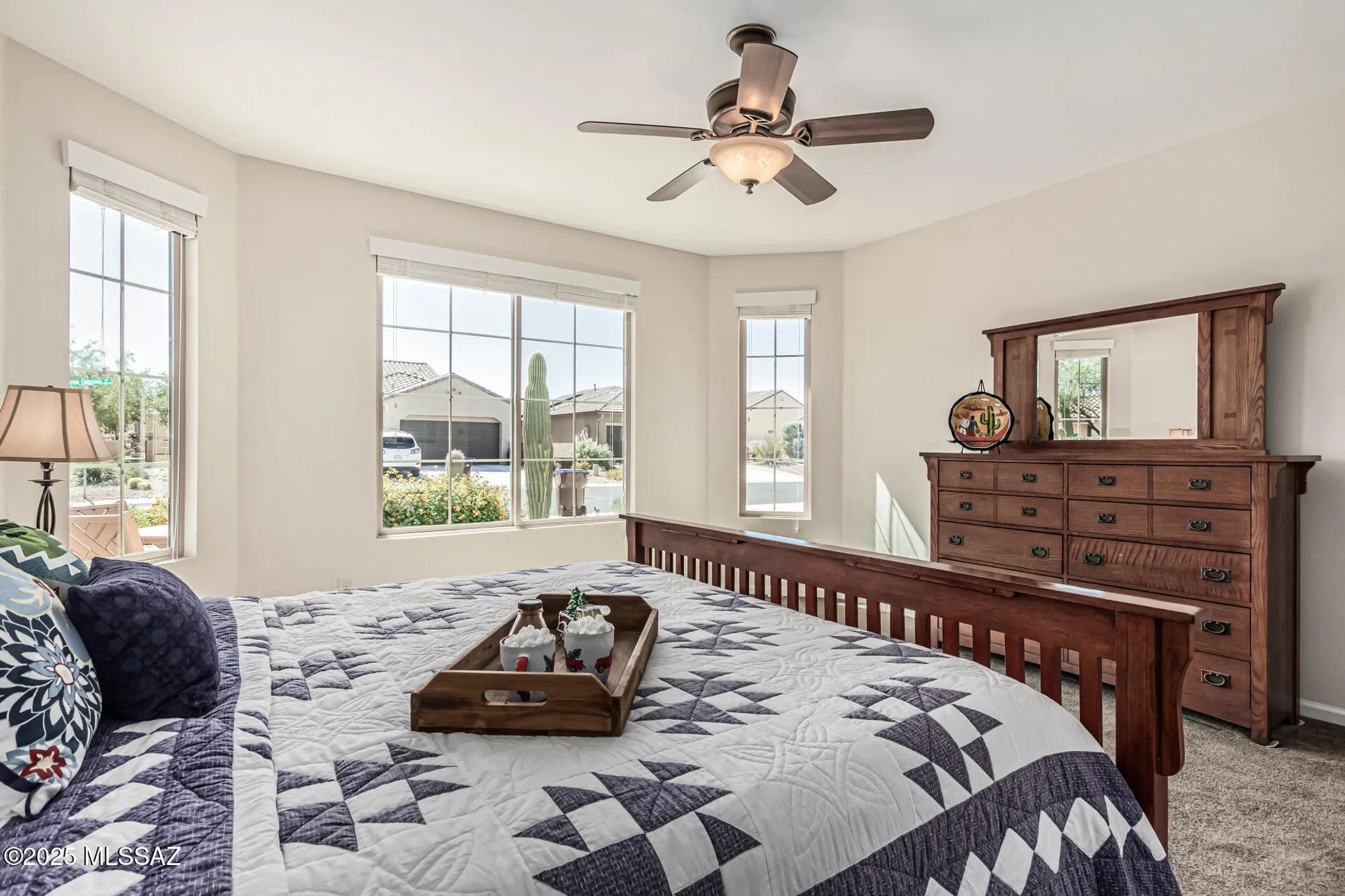 Property Slideshow image 25 of 44 | 2551 e canyon crossing dr, Green Valley, AZ, 85614