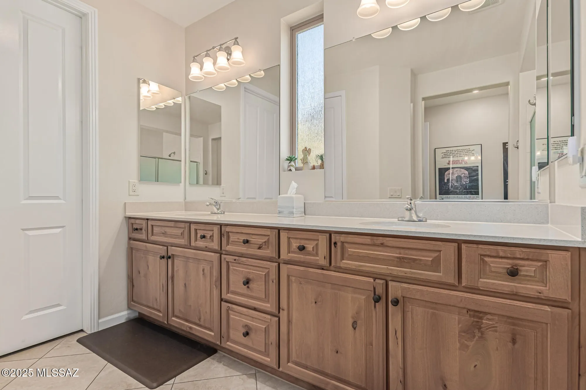 Property Slideshow image 21 of 44 | 2551 e canyon crossing dr, Green Valley, AZ, 85614