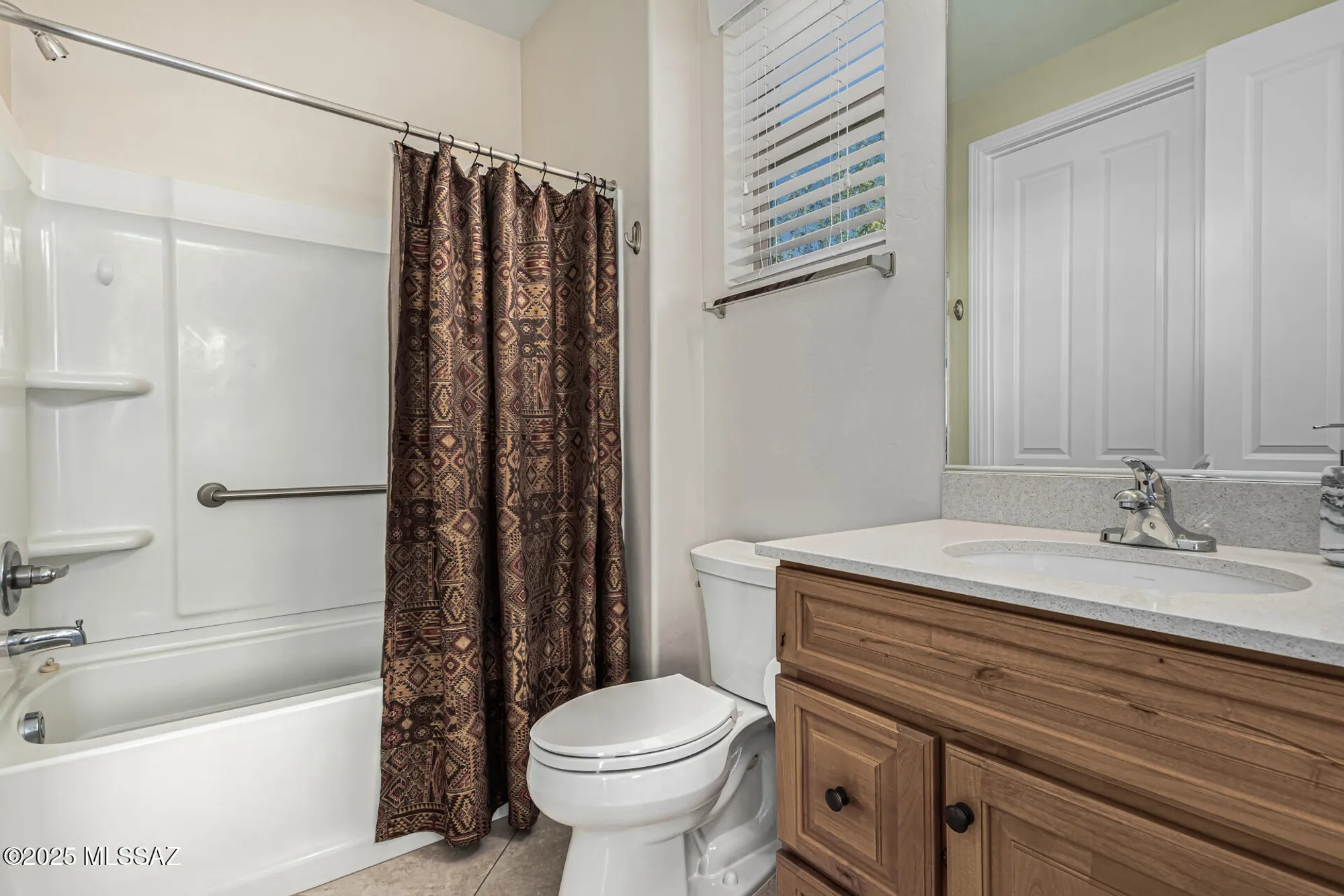 Property Slideshow image 27 of 44 | 2551 e canyon crossing dr, Green Valley, AZ, 85614