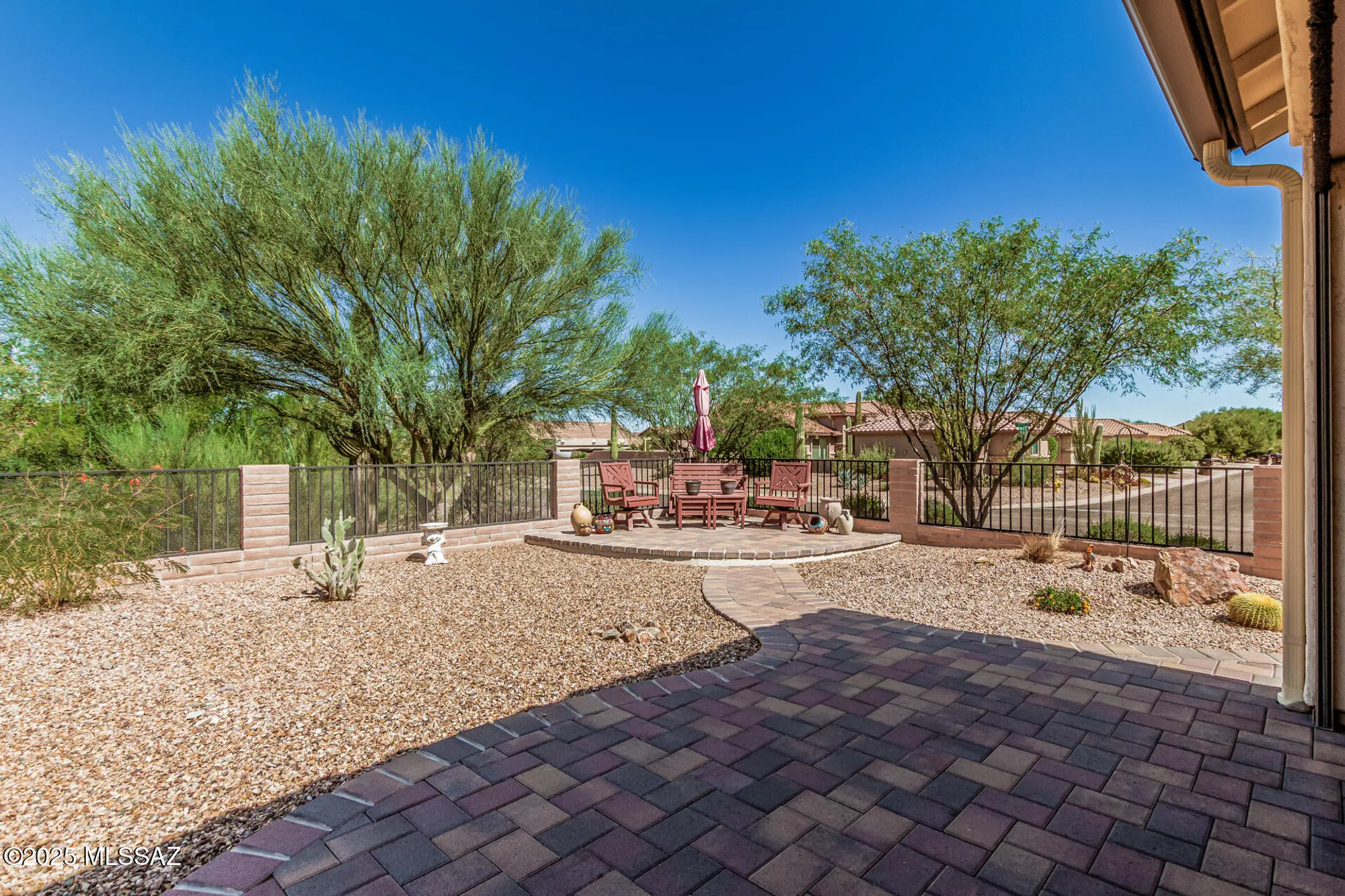 Property Slideshow image 35 of 44 | 2551 e canyon crossing dr, Green Valley, AZ, 85614