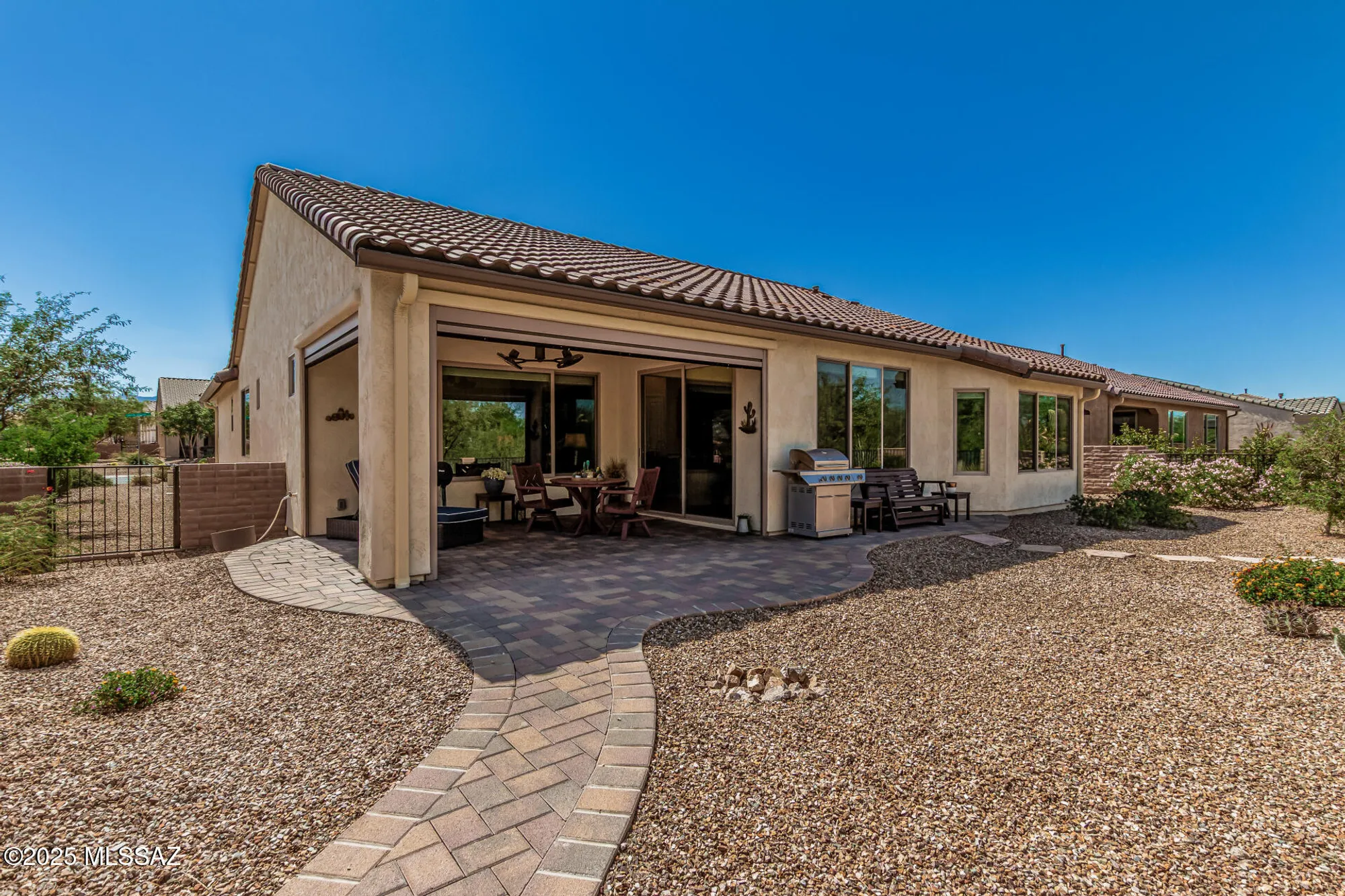 Property Slideshow image 37 of 44 | 2551 e canyon crossing dr, Green Valley, AZ, 85614