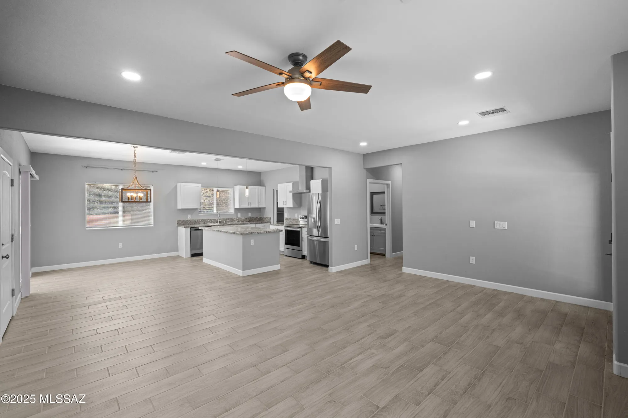 Property Slideshow image 6 of 39 | 1960 s san vincent dr, Green Valley, AZ, 85614