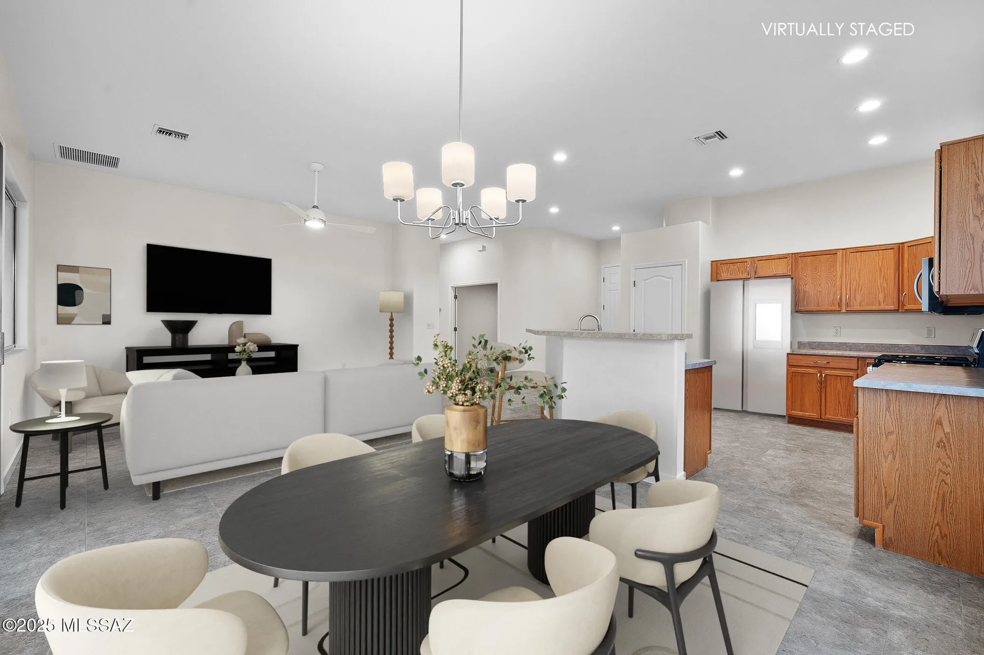 Property Slideshow image 7 of 30 | 88 n kokomo dr, Green Valley, AZ, 85614