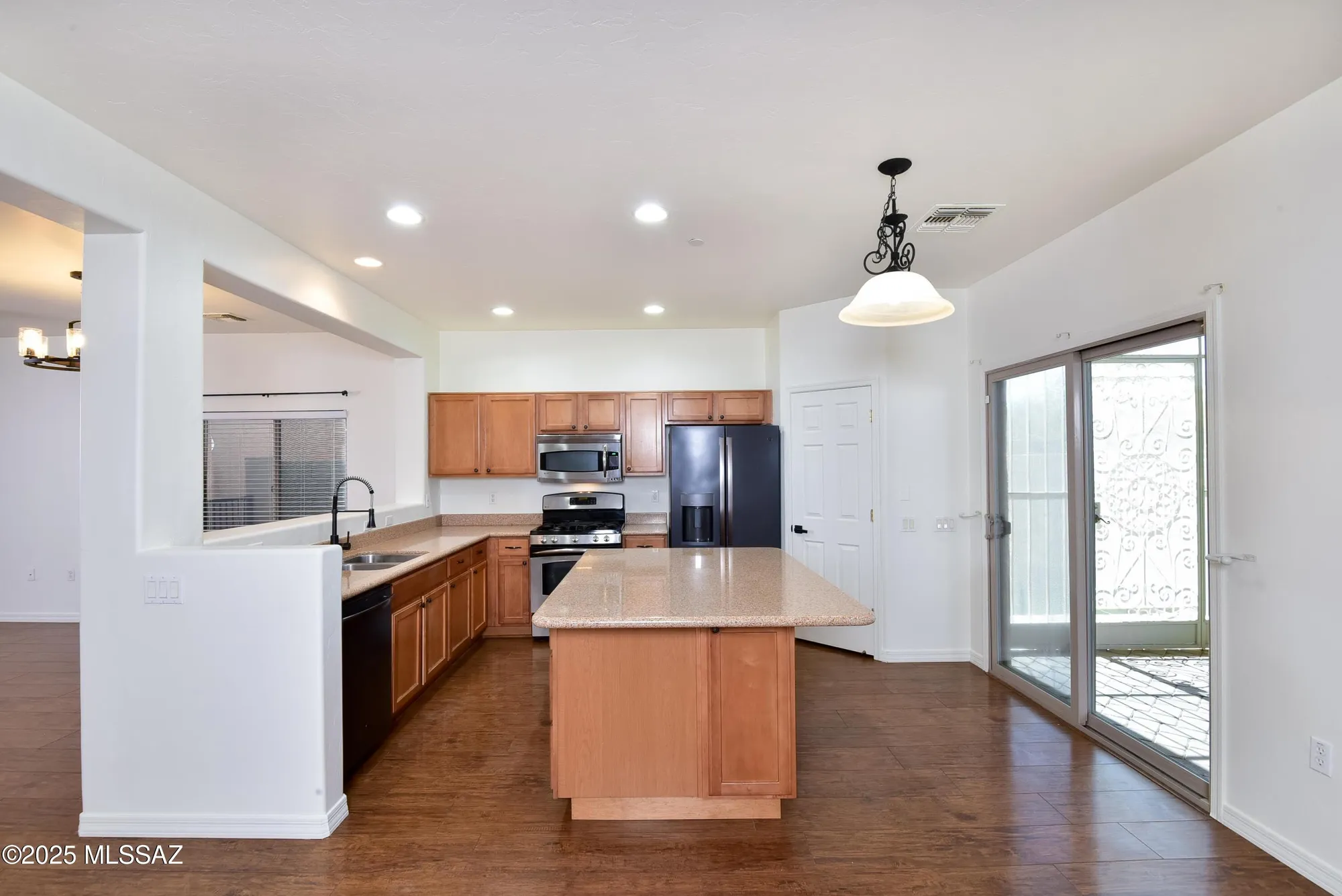 Property Slideshow image 7 of 22 | 14292 s via trujal, Sahuarita, AZ, 85629