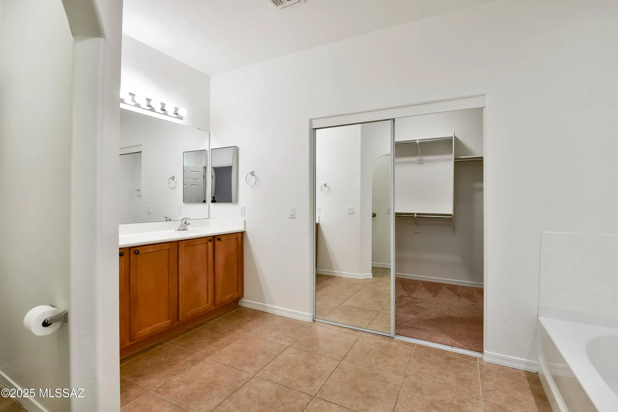 Property Slideshow image 12 of 22 | 14292 s via trujal, Sahuarita, AZ, 85629