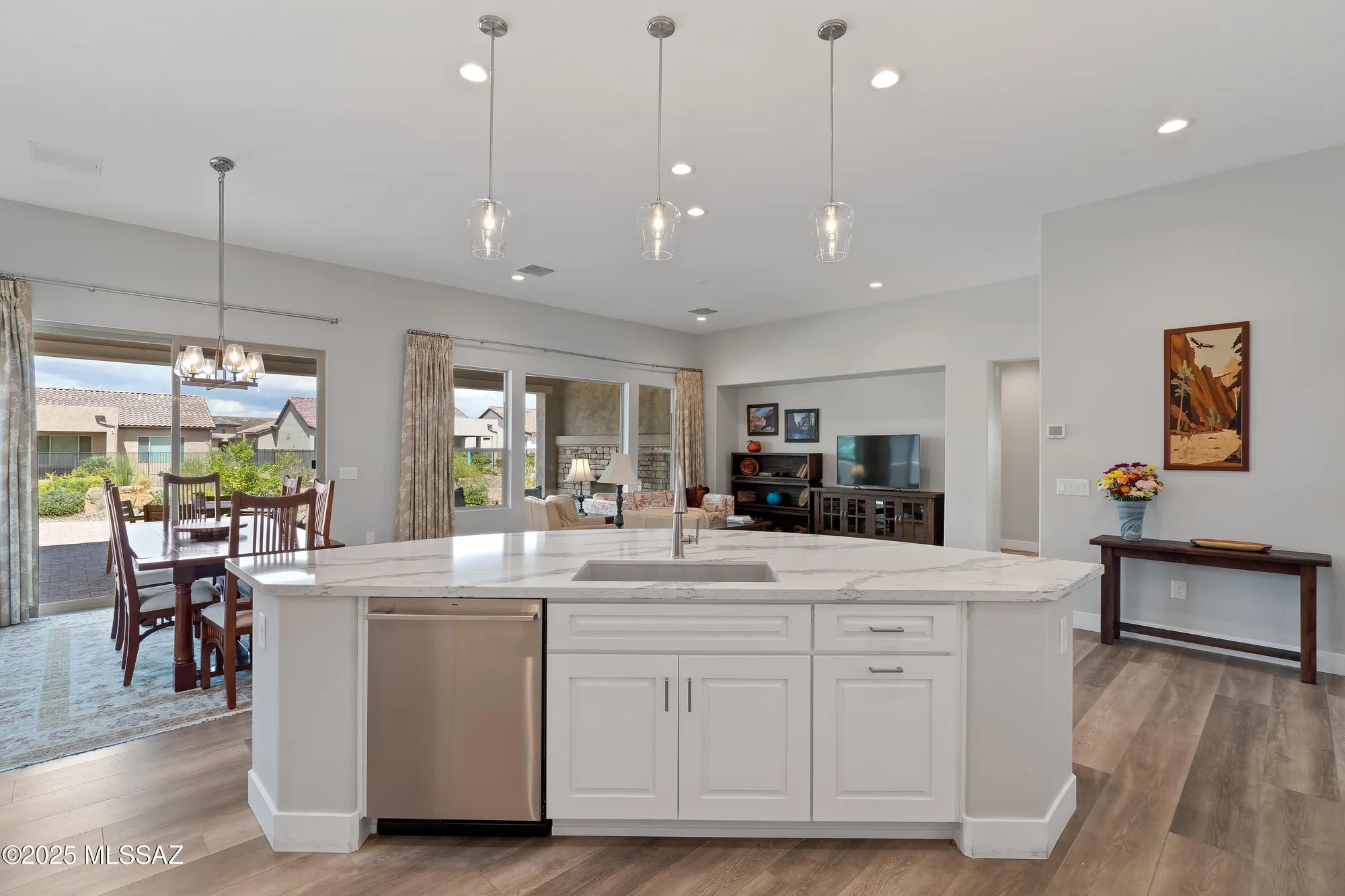 Property Slideshow image 9 of 33 | 61438 e shale rd, Oracle, AZ, 85623