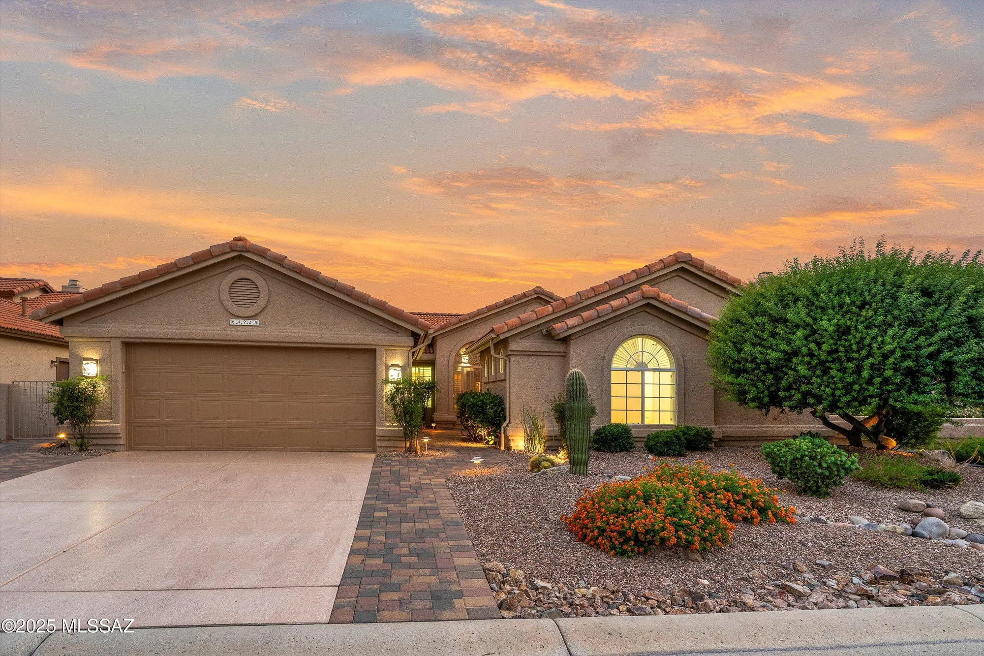 Property Slideshow image 1 of 49 | 64235 e greenbelt ln, Saddlebrooke, AZ, 85739