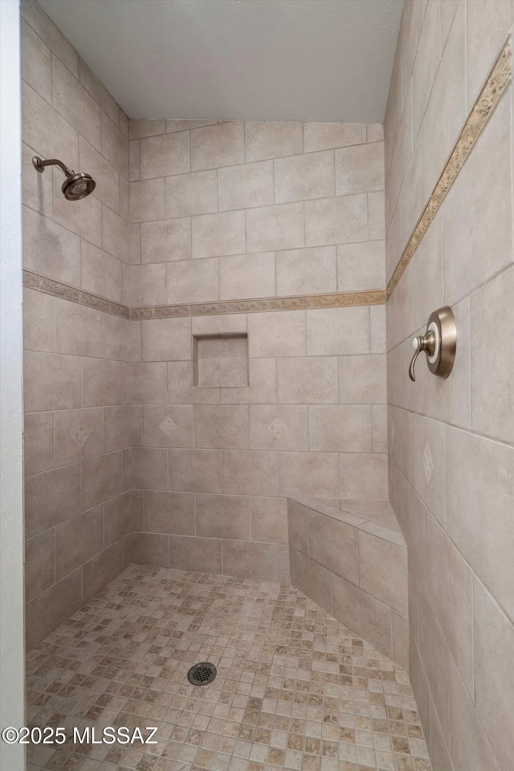 Property Slideshow image 22 of 49 | 64235 e greenbelt ln, Saddlebrooke, AZ, 85739