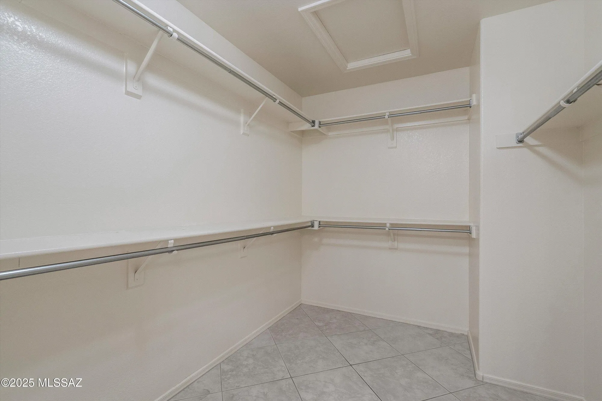 Property Slideshow image 18 of 49 | 64235 e greenbelt ln, Saddlebrooke, AZ, 85739