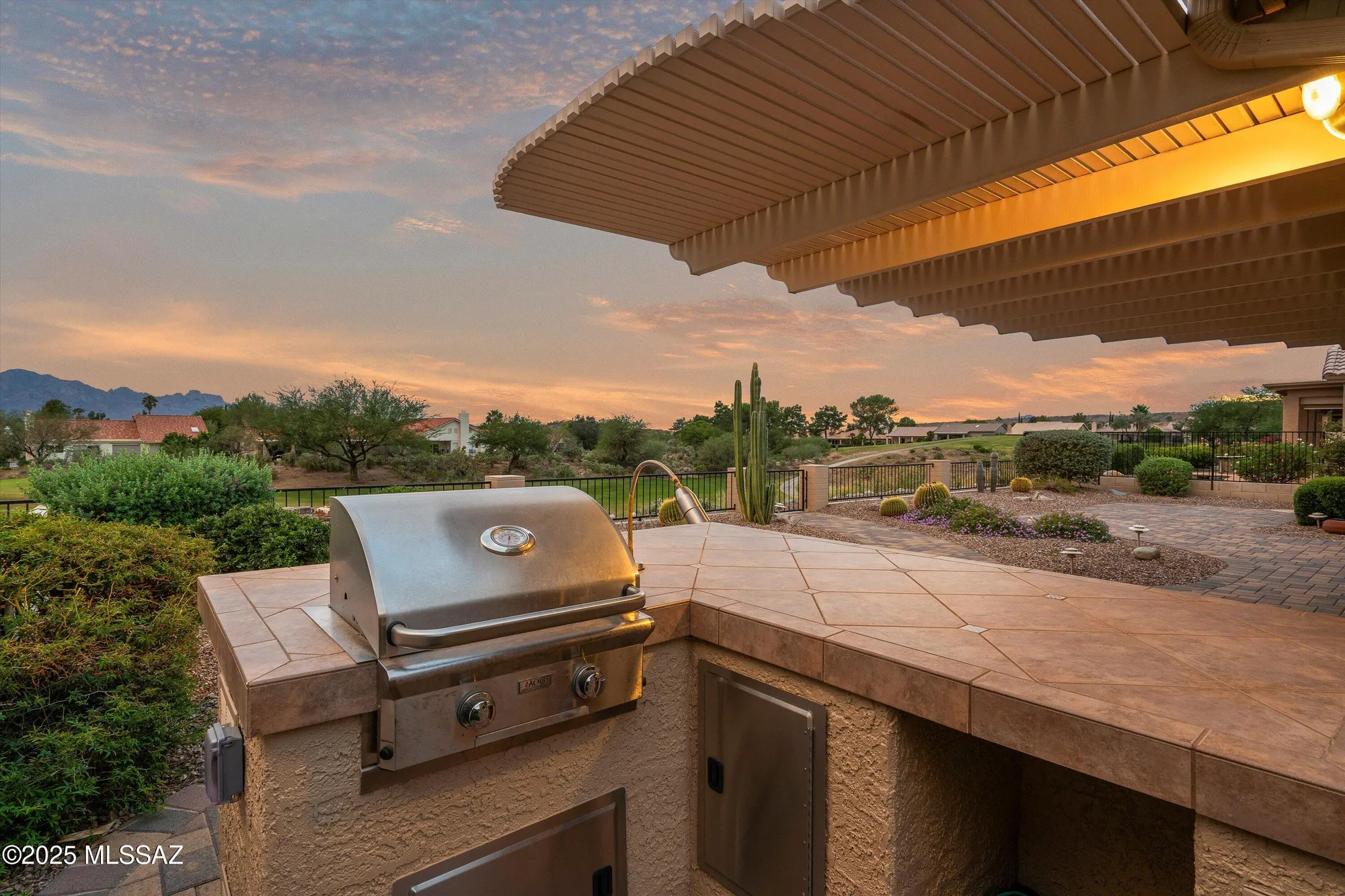 Property Slideshow image 37 of 49 | 64235 e greenbelt ln, Saddlebrooke, AZ, 85739