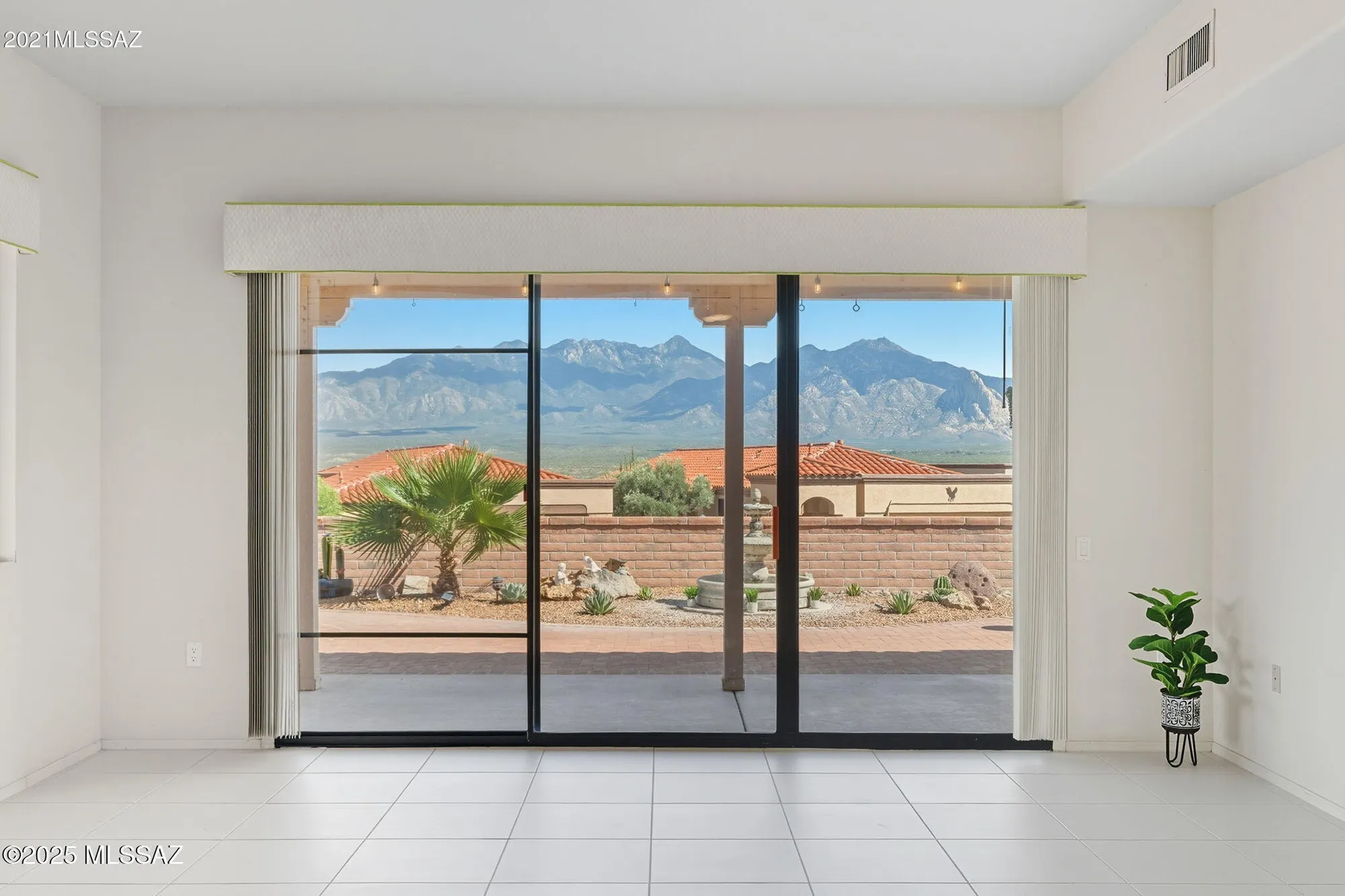 Property Slideshow image 9 of 50 | 4947 s harvest moon dr, Green Valley, AZ, 85622