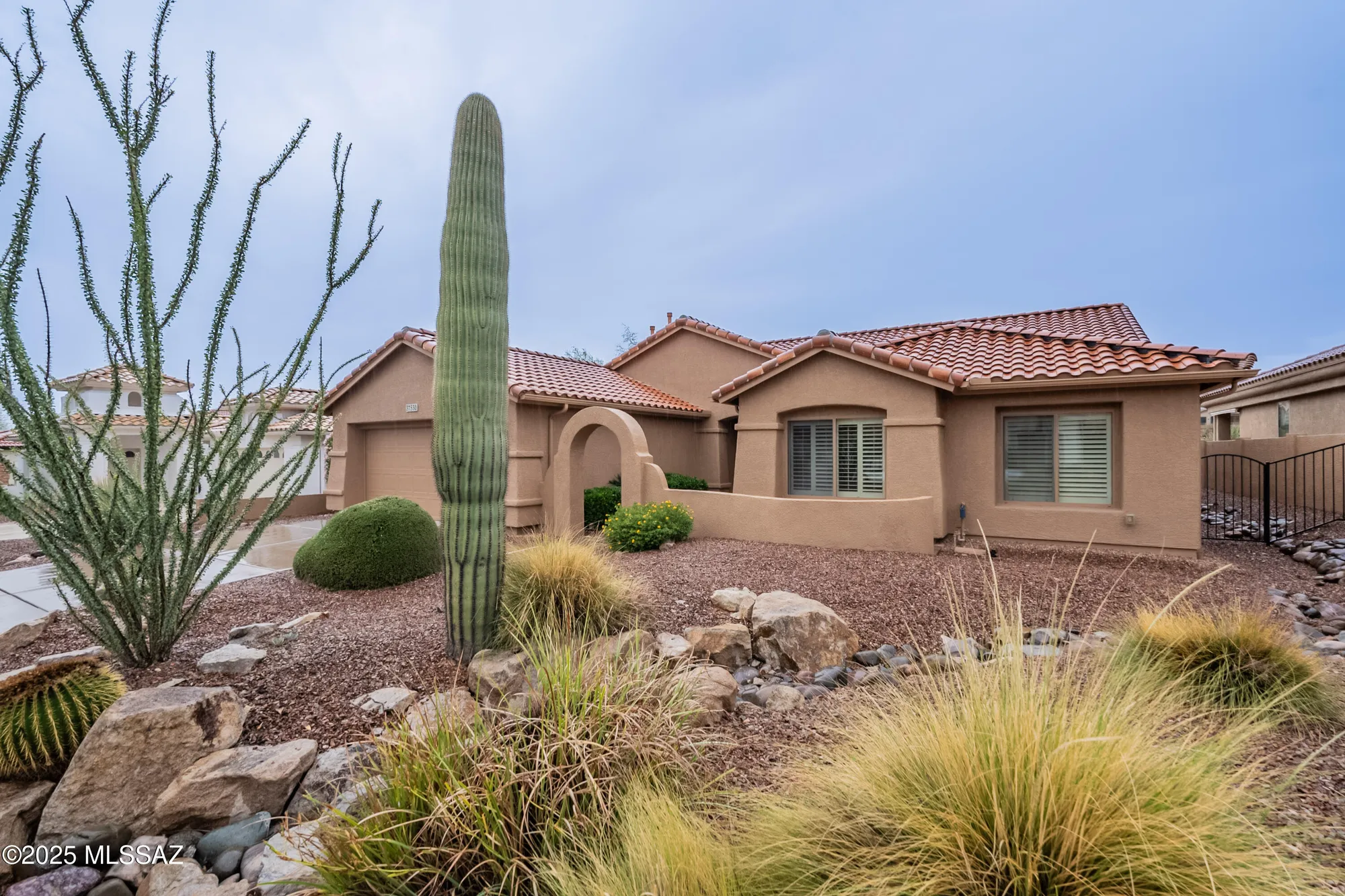 Property Slideshow image 1 of 42 | 37530 s ocotillo canyon dr, Saddlebrooke, AZ, 85739