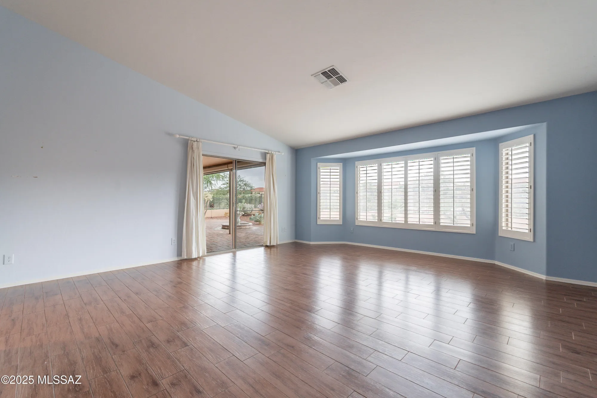 Property Slideshow image 7 of 42 | 37530 s ocotillo canyon dr, Saddlebrooke, AZ, 85739