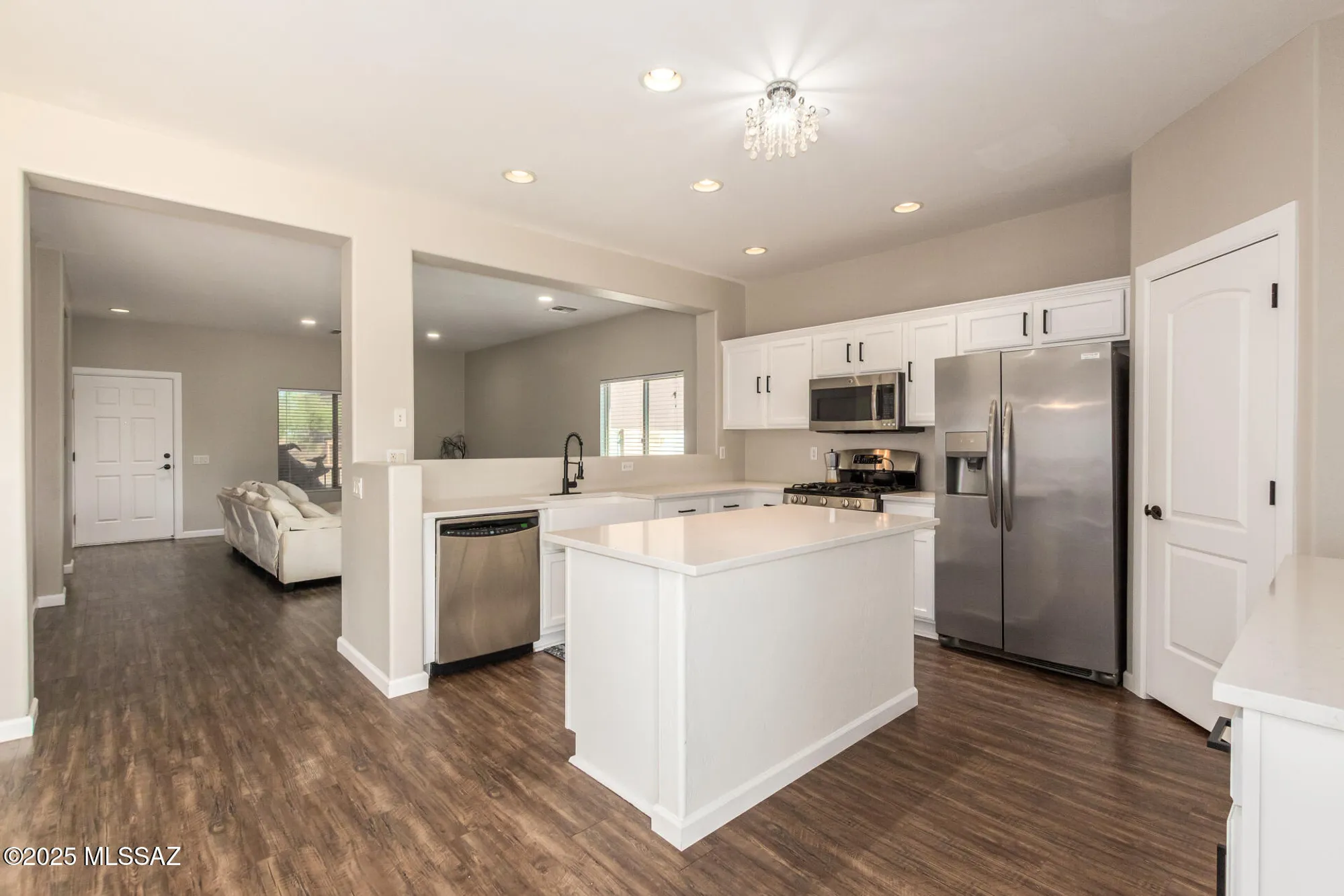 Property Slideshow image 8 of 50 | 14345 s via trujal, Sahuarita, AZ, 85629