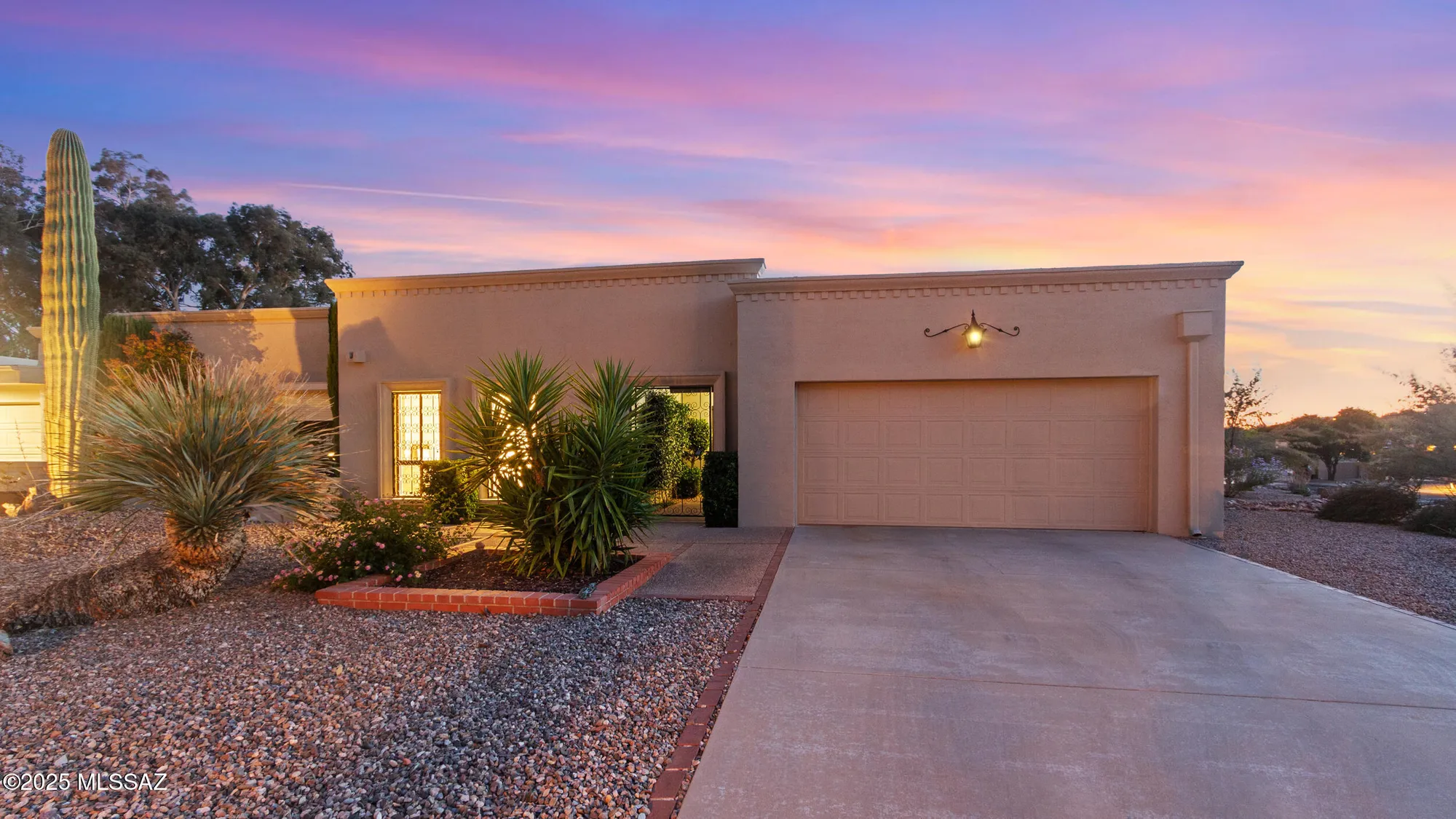 Property Slideshow image 2 of 42 | 2791 w casas cir, Tucson, AZ, 85742