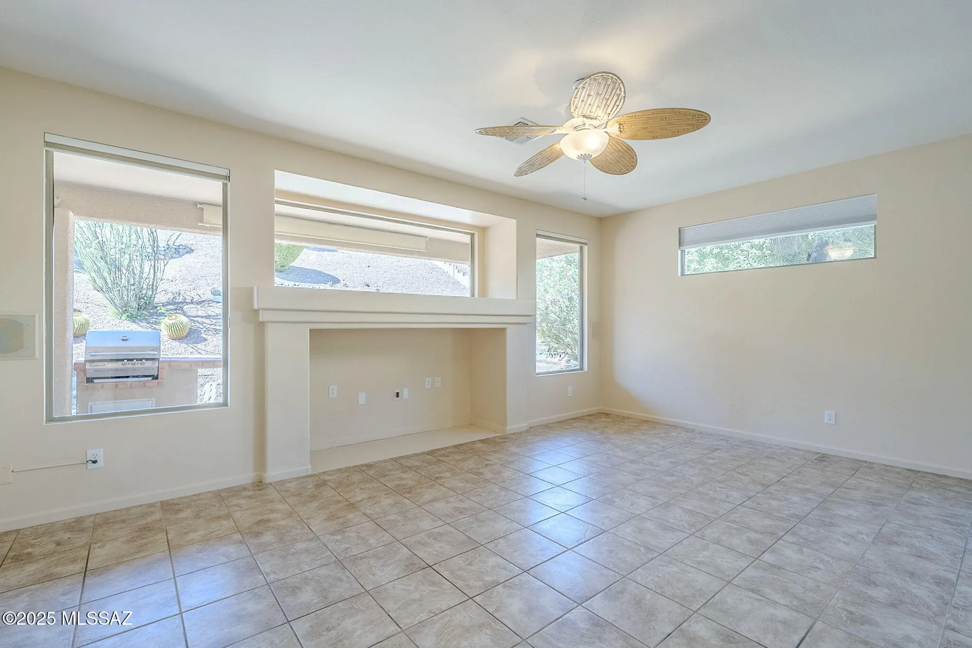 Property Slideshow image 31 of 49 | 38994 s windwood dr, Tucson, AZ, 85739