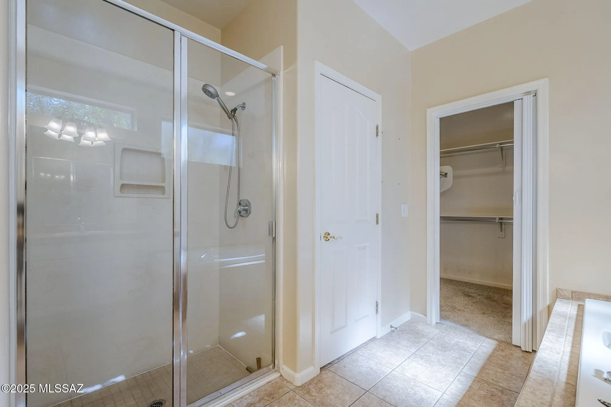 Property Slideshow image 37 of 49 | 38994 s windwood dr, Tucson, AZ, 85739