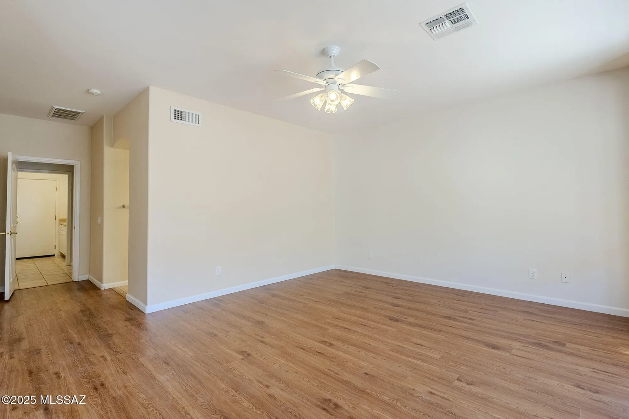 Property Slideshow image 35 of 49 | 38994 s windwood dr, Tucson, AZ, 85739