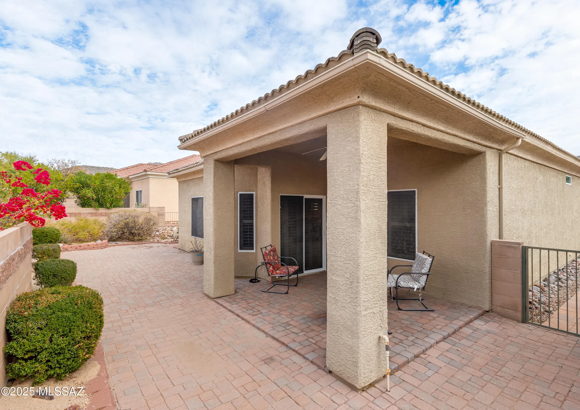 Property Slideshow image 22 of 35 | 13497 n holly grape dr, Marana, AZ, 85658