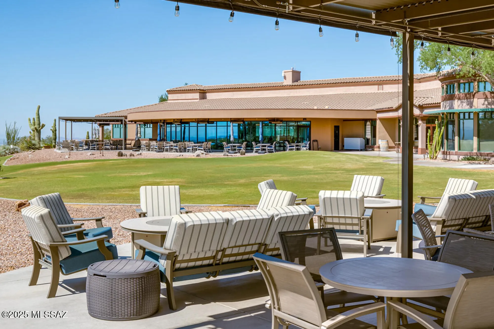 Property Slideshow image 32 of 35 | 13497 n holly grape dr, Marana, AZ, 85658