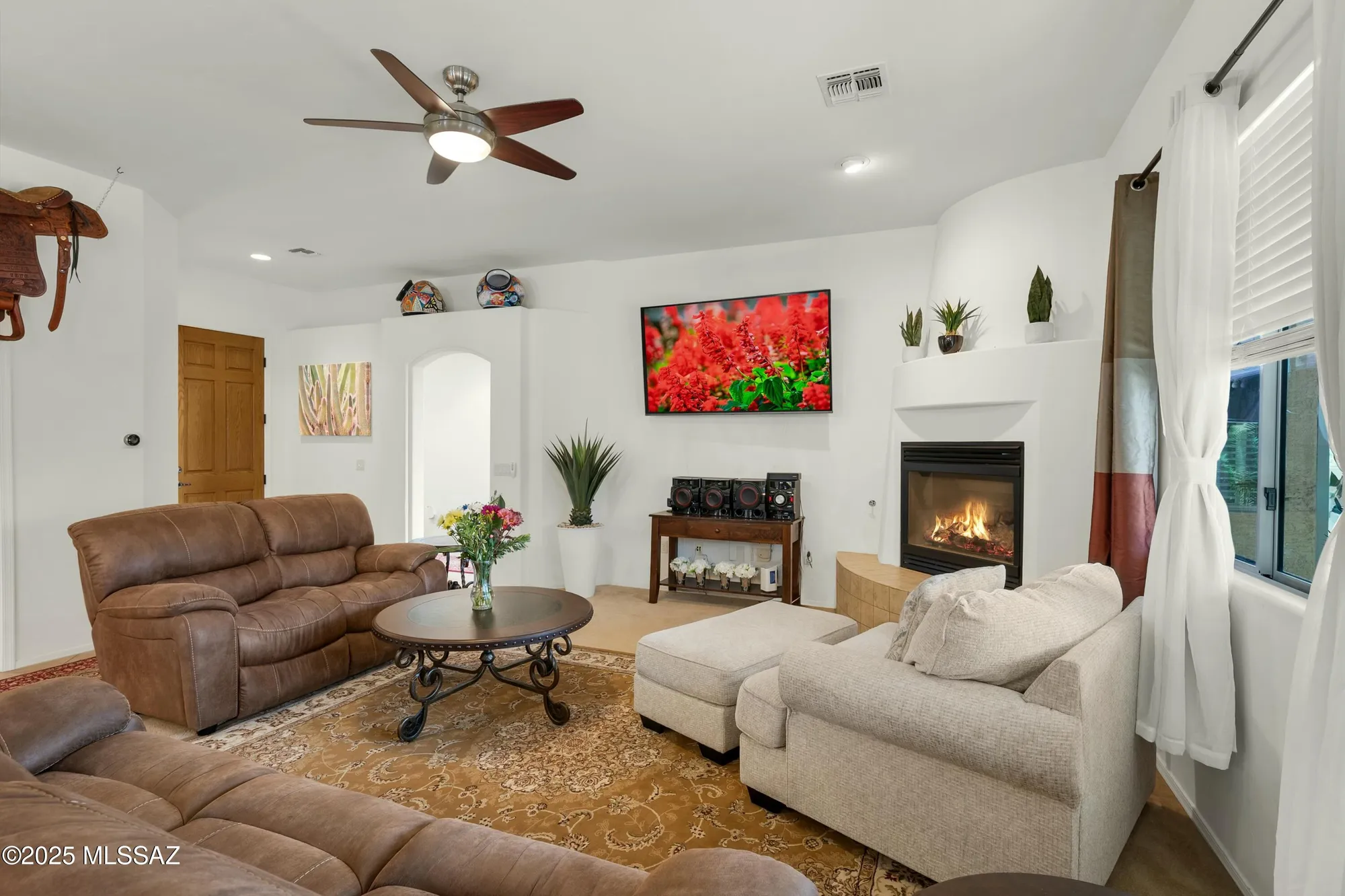 Property Slideshow image 6 of 31 | 1137 w bosch dr, Green Valley, AZ, 85614