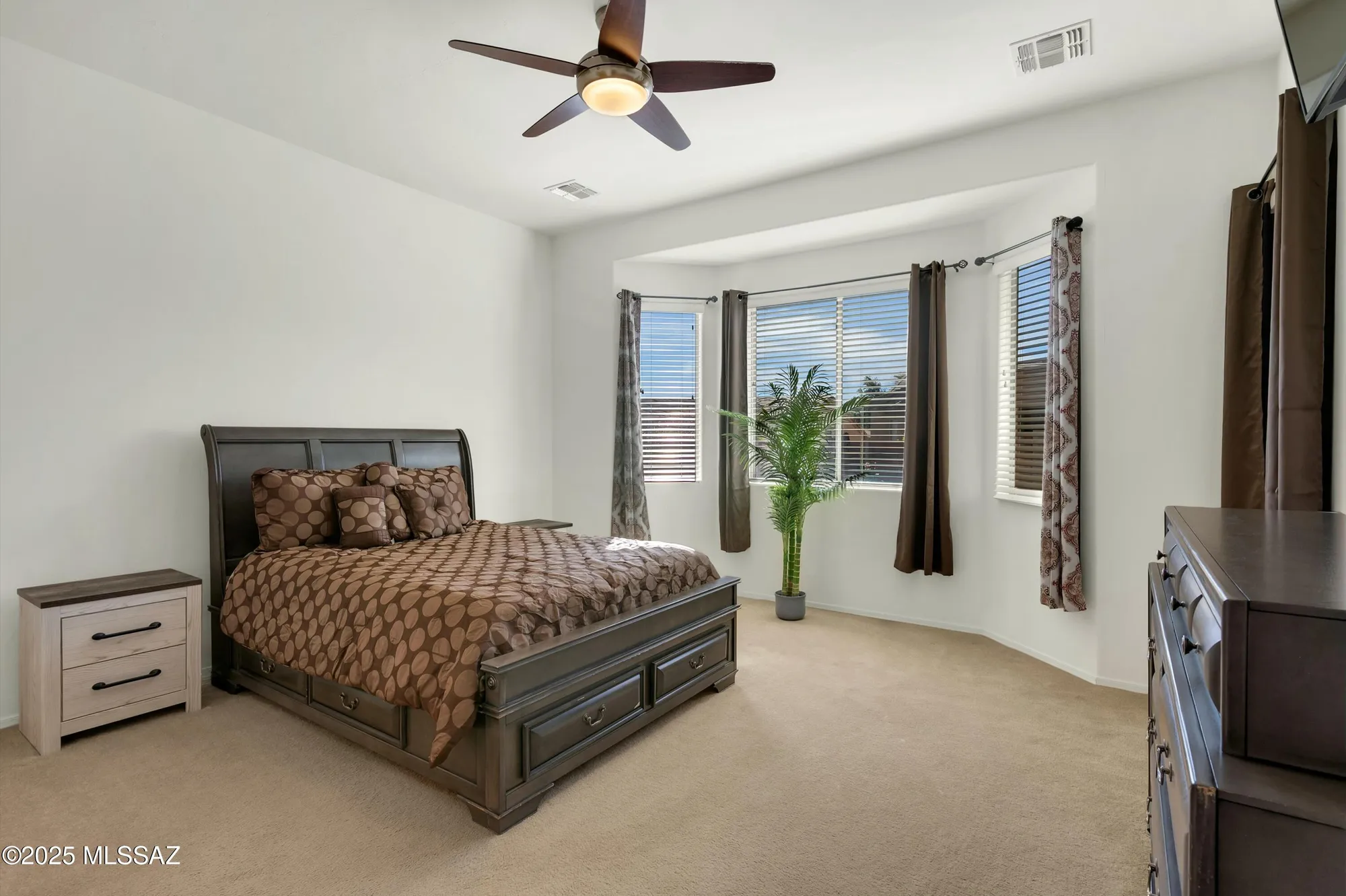 Property Slideshow image 16 of 31 | 1137 w bosch dr, Green Valley, AZ, 85614