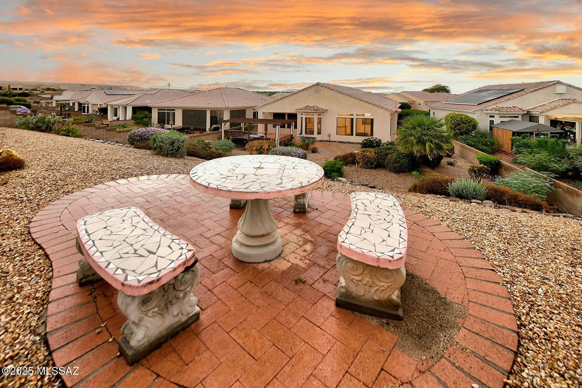 Property Slideshow image 3 of 50 | 345 w continental vista pl, Green Valley, AZ, 85614