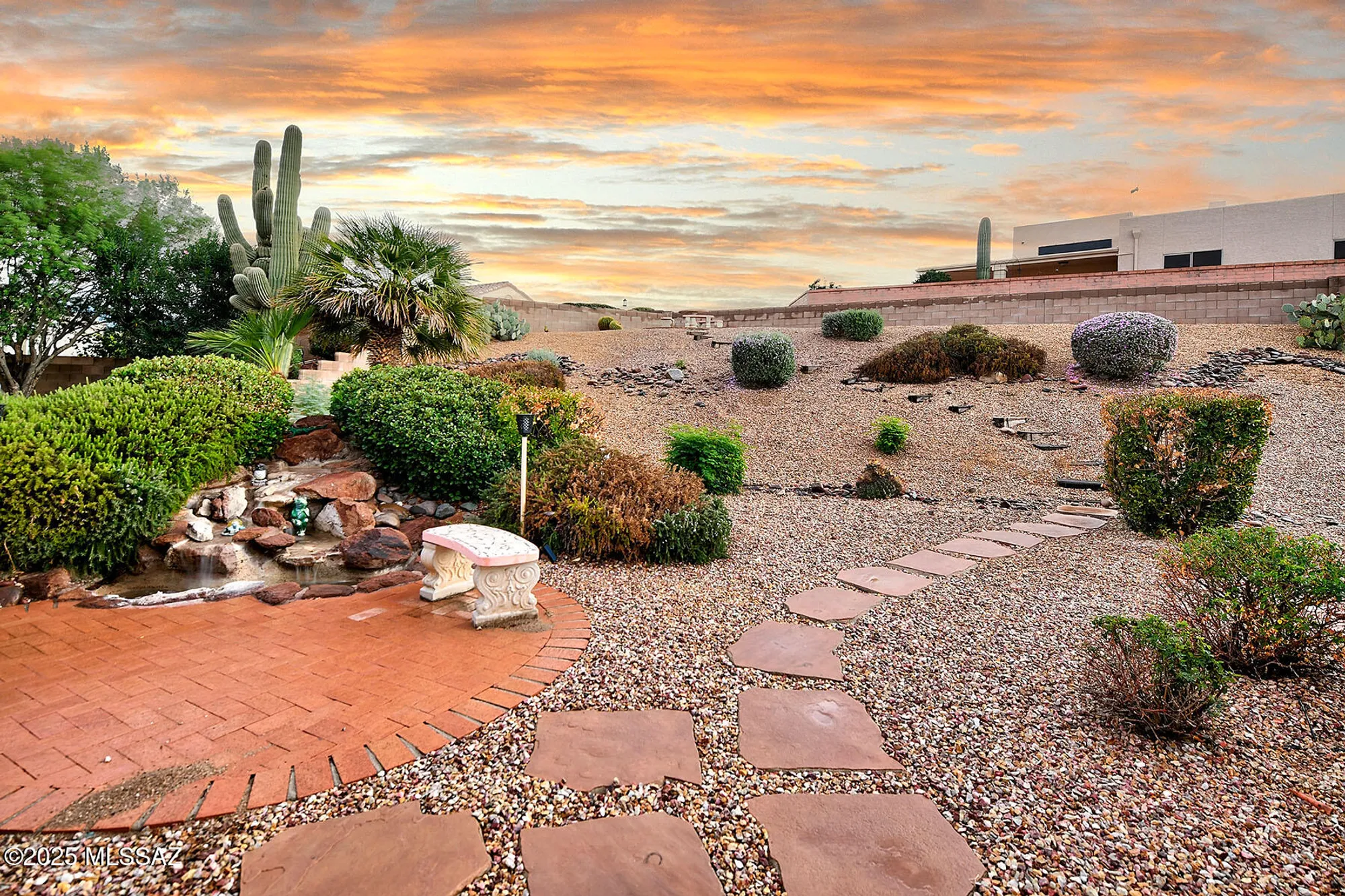 Property Slideshow image 25 of 50 | 345 w continental vista pl, Green Valley, AZ, 85614