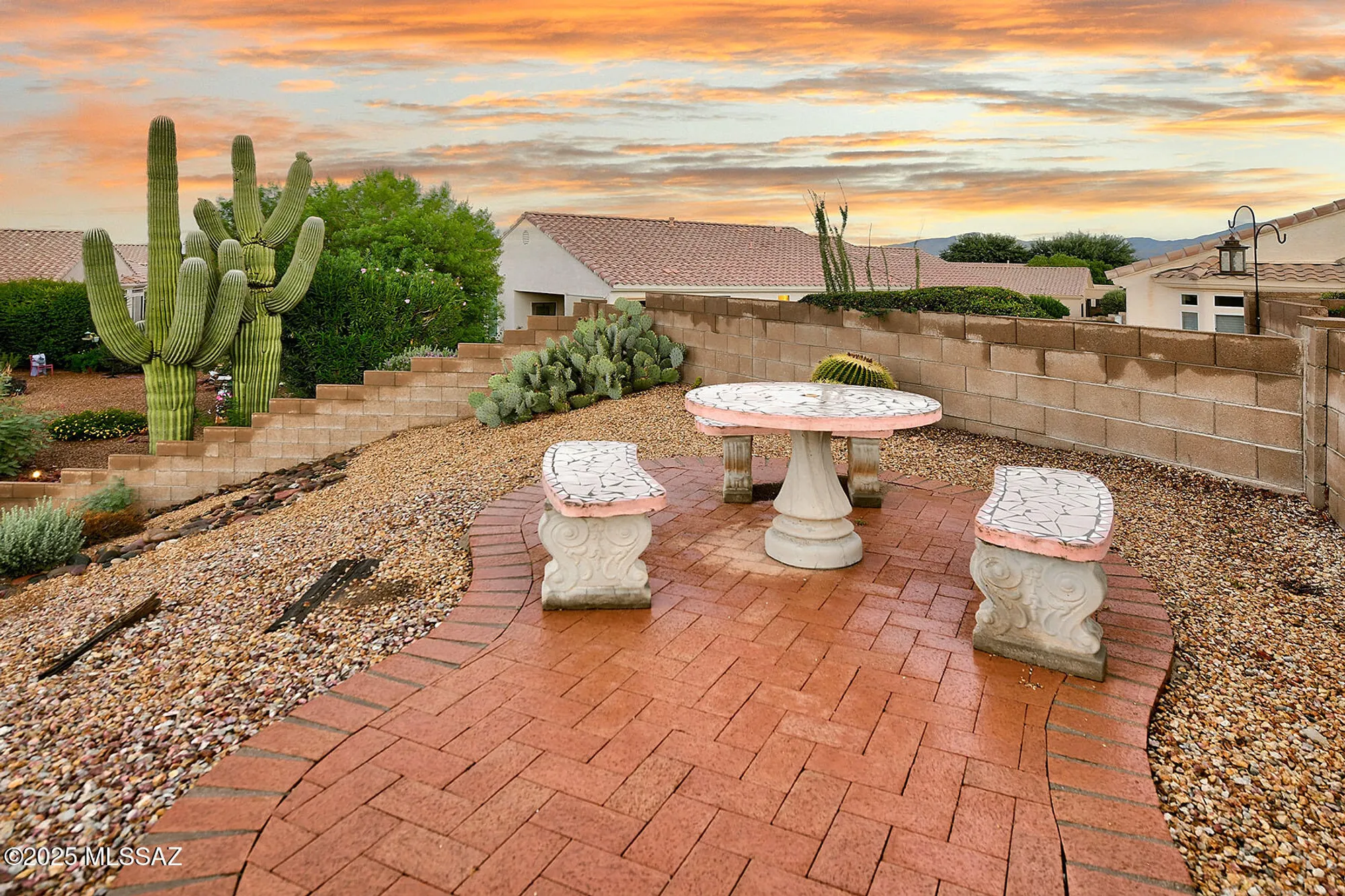 Property Slideshow image 26 of 50 | 345 w continental vista pl, Green Valley, AZ, 85614